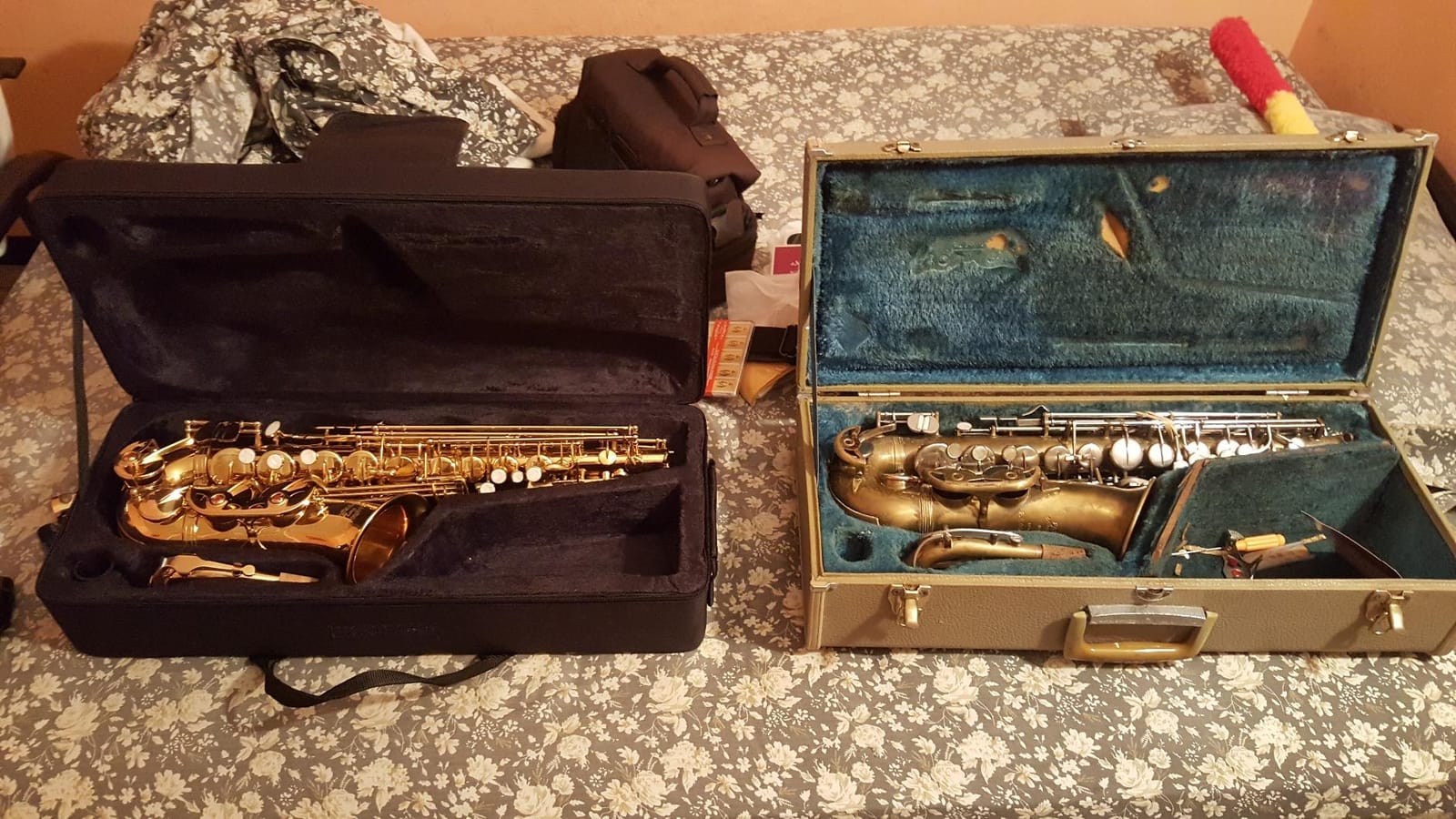 Glory Gold Laquer E Flat Alto Saxophone with 11reeds,8 Pads cushions,case,carekit customer photo 1