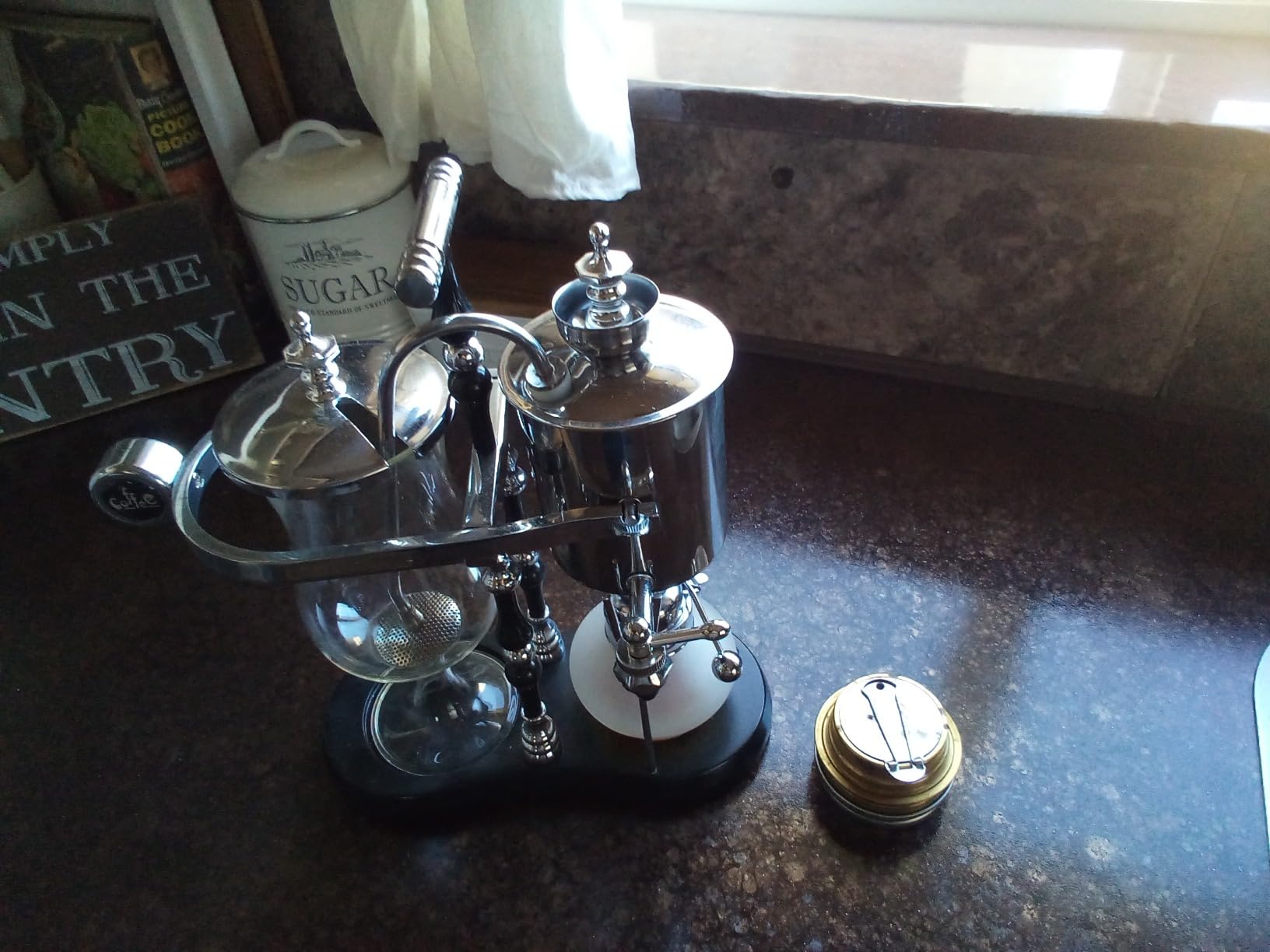 Diguo Belgian/Belgium Luxury Royal Family Balance Syphon Coffee Maker, Siphon Brewer, Elegant Design Retro-Style (Polished Rose Gold) customer photo 1