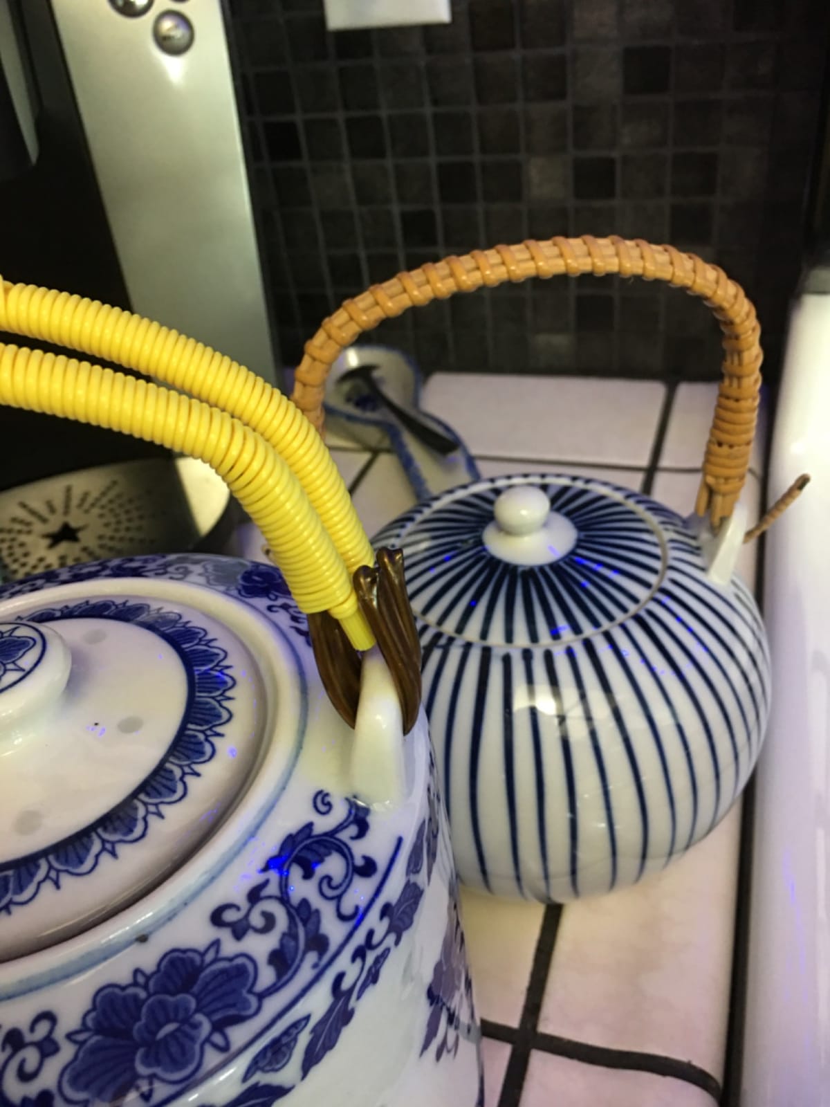 Large Teapot Blue and White Porcelain 64 OZ customer photo 1