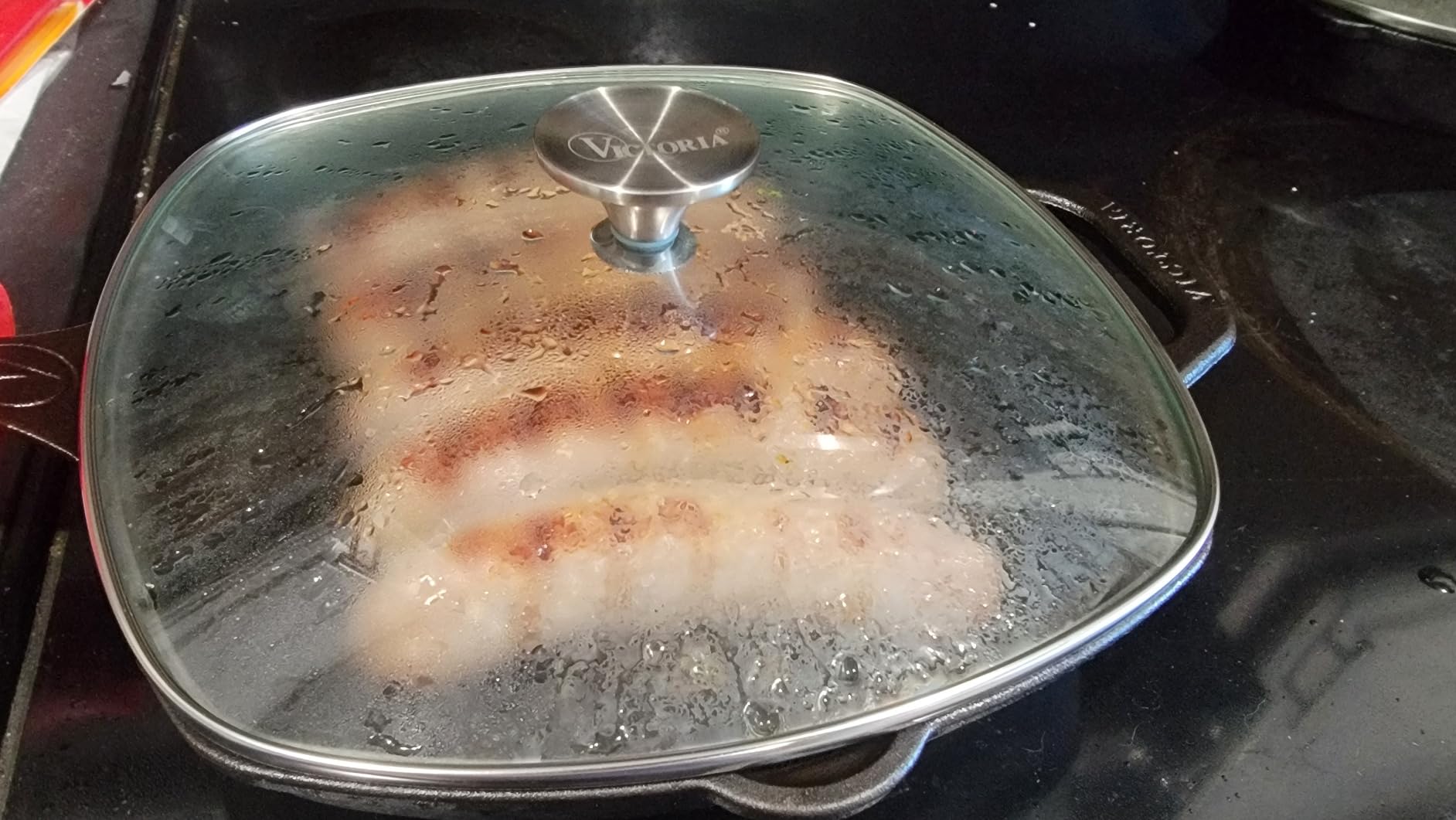 Victoria Cast Iron Grill Pan, Square Grill Pan, Cast Iron Griddle Pan, Seasoned with 100% Kosher-Certified, Non-GMO Flaxseed Oil, Black, 10 Inches customer photo 1
