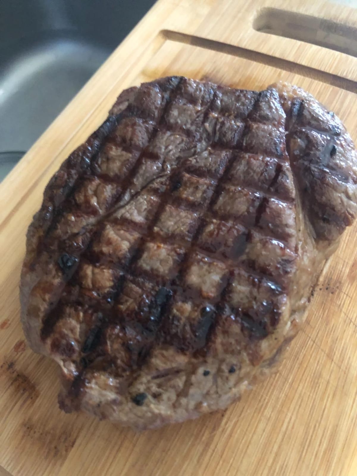 Victoria Cast Iron Grill Pan, Square Grill Pan, Cast Iron Griddle Pan, Seasoned with 100% Kosher-Certified, Non-GMO Flaxseed Oil, Black, 10 Inches customer photo 2