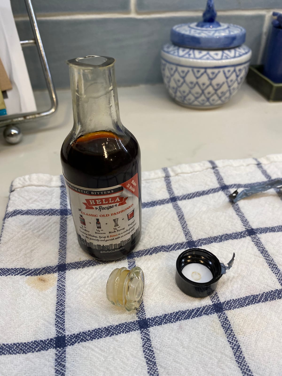Hella Cocktail Co. 2-Pack Bitters Bar Set (3.4 Fl Oz Total) - Craft Aromatic and Orange Cocktail Bitters Made with Real Fruit Peel and Whole Spices customer photo 1