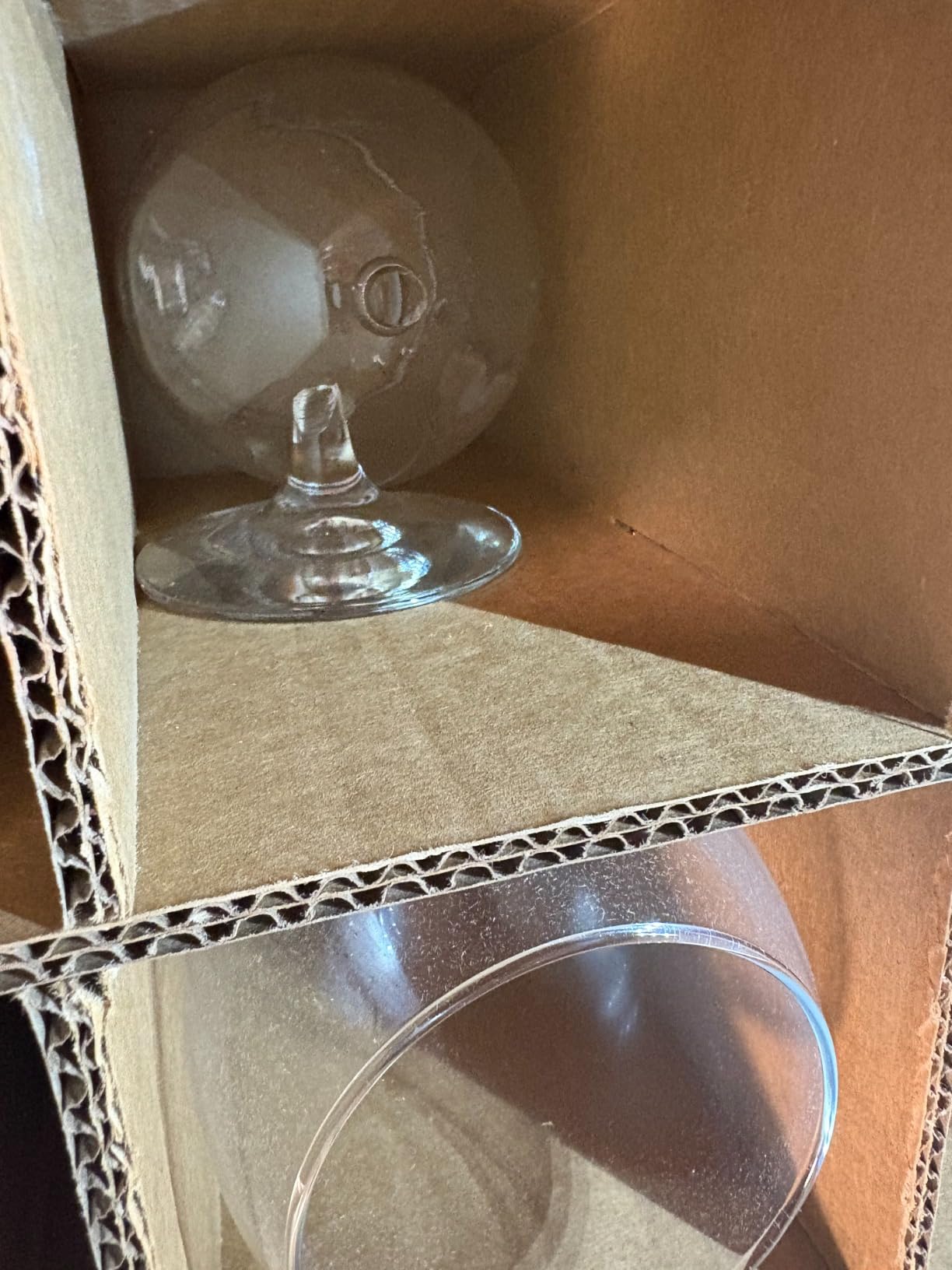 Libbey Vina White Wine Glasses Set of 6, 18.25 Oz Elegant, Fancy Drinking Glassware, Stemmed Wine Glasses for Weddings, Birthdays, Parties and More customer photo 1