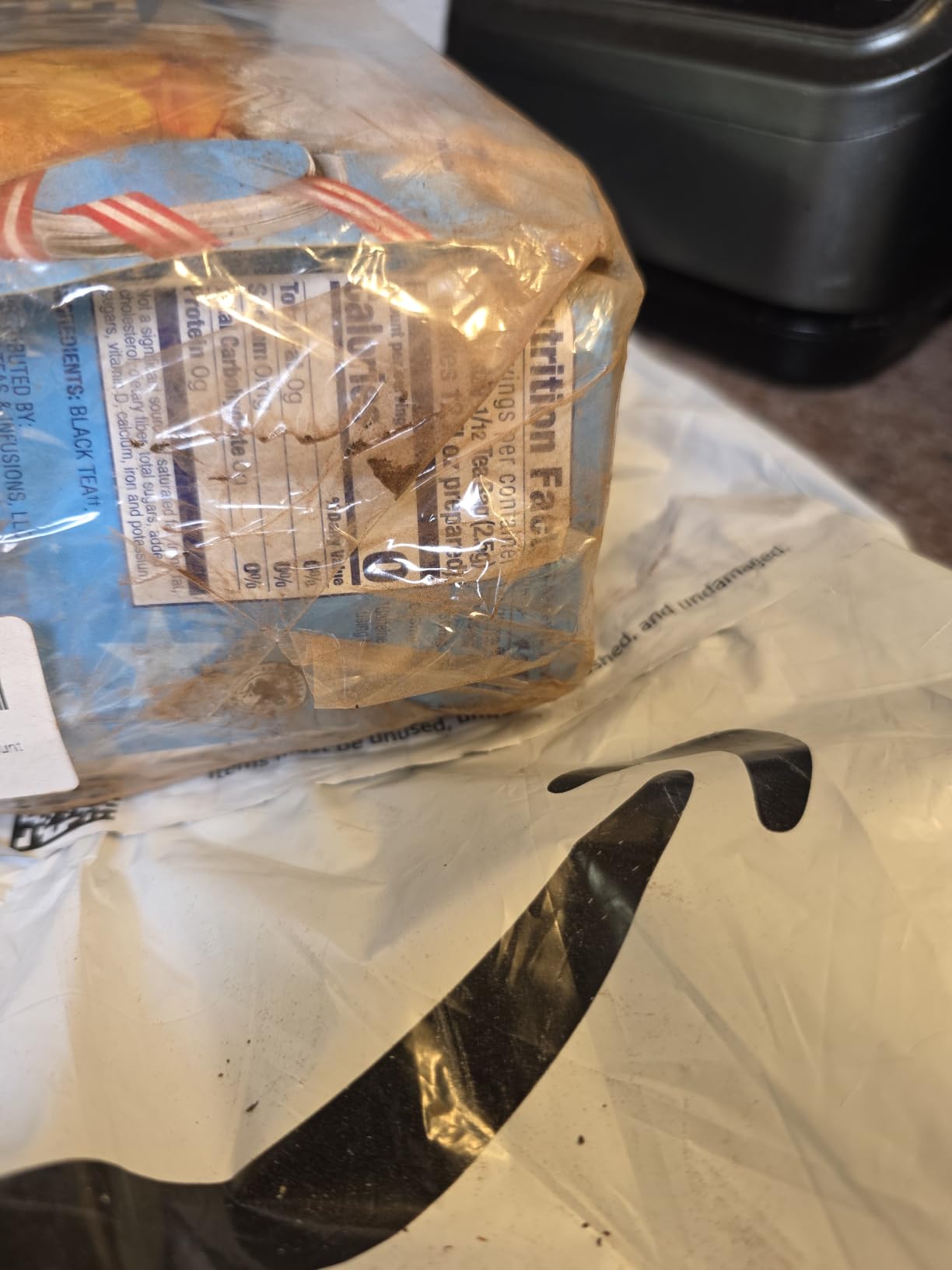 Lipton Gallon-Sized Iced Tea Bags Picked At The Peak of Freshness Unsweetened Can Help Support a Healthy Heart 24 oz 24 Count customer photo 1