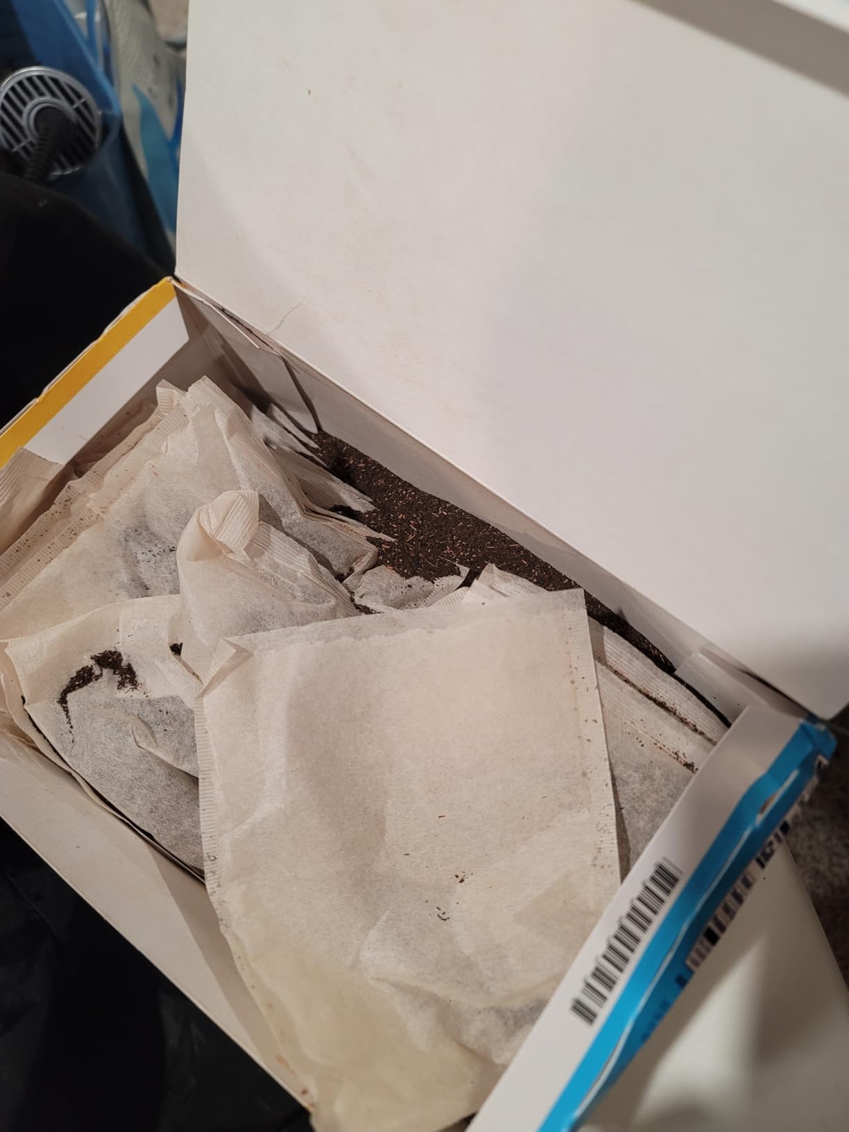 Lipton Gallon-Sized Iced Tea Bags Picked At The Peak of Freshness Unsweetened Can Help Support a Healthy Heart 24 oz 24 Count customer photo 2