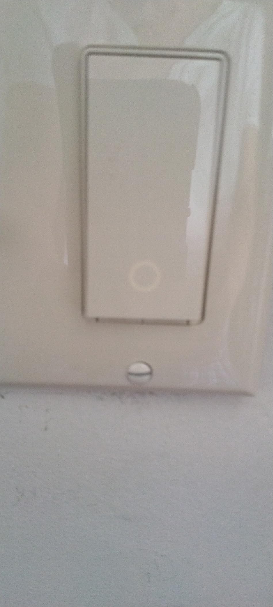 Kasa Smart Light Switch HS200, Single Pole, Neutral Wire Required, 2.4GHz Wi-Fi, Works with Alexa & Google Home, No Hub Required customer photo 1