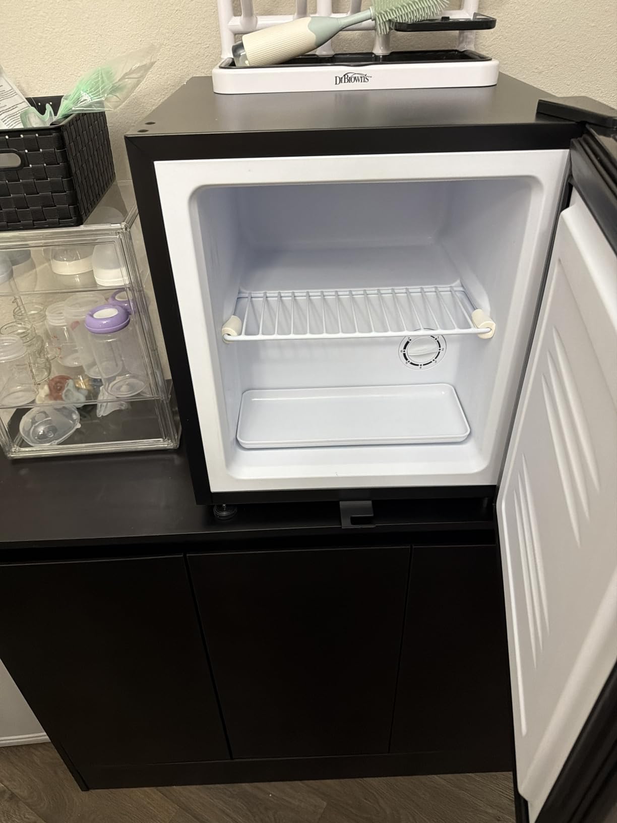 Whynter Upright Freezer 1.1 Cu Ft Lock, Mini Freezer, Stainless CUF-112SS customer photo 2