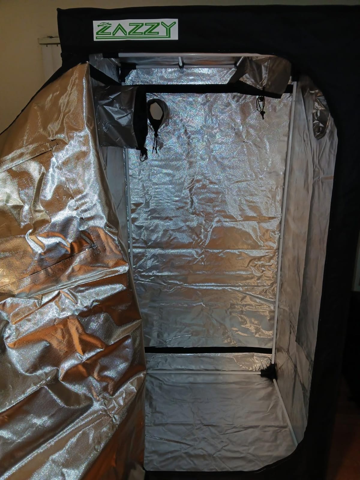 zazzy 4x4 Grow Tent, 48