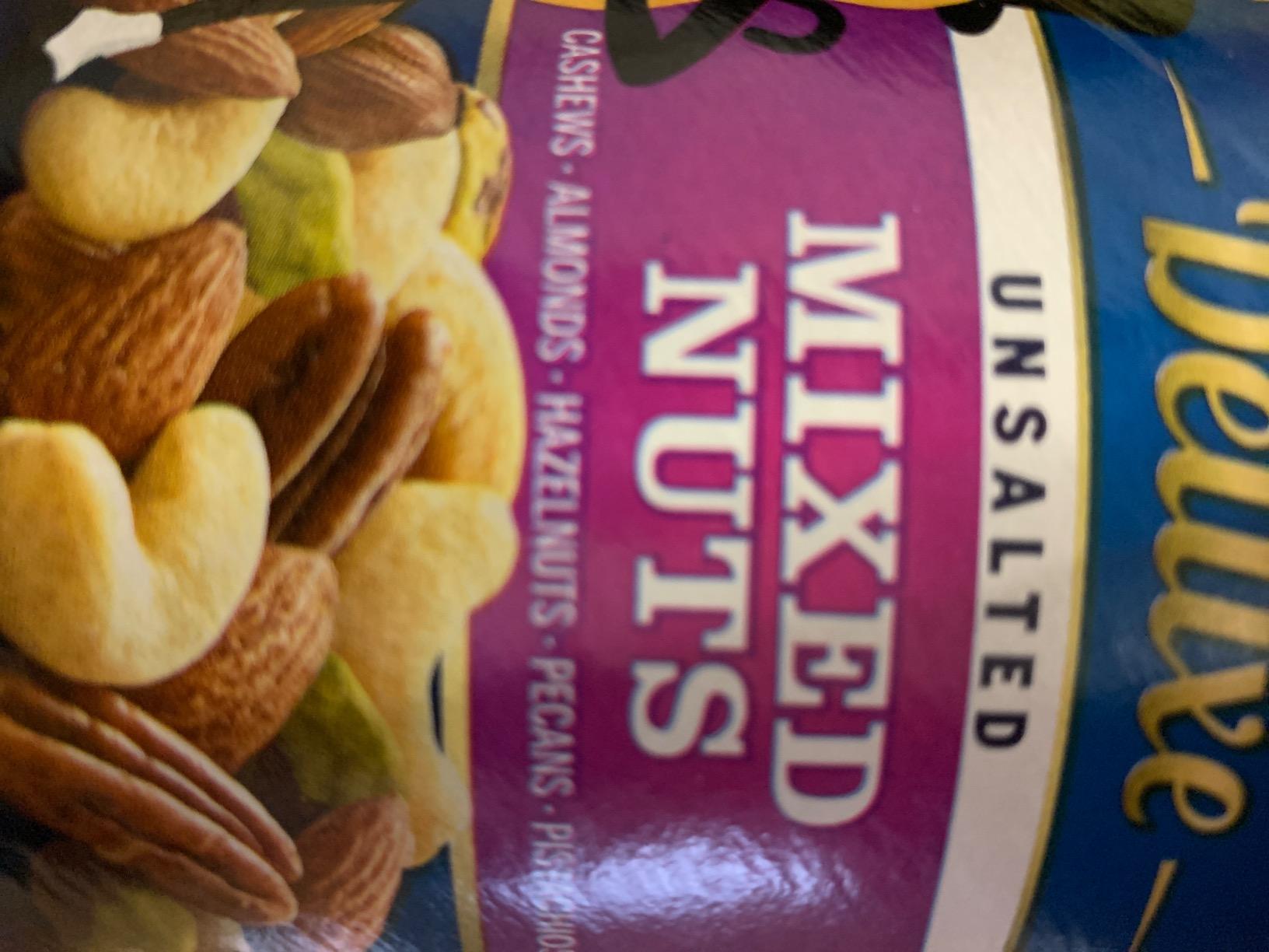PLANTERS Deluxe Unsalted Mixed Nuts, Plant Based Protein, 15.25 Oz (1 Ct) customer photo 2