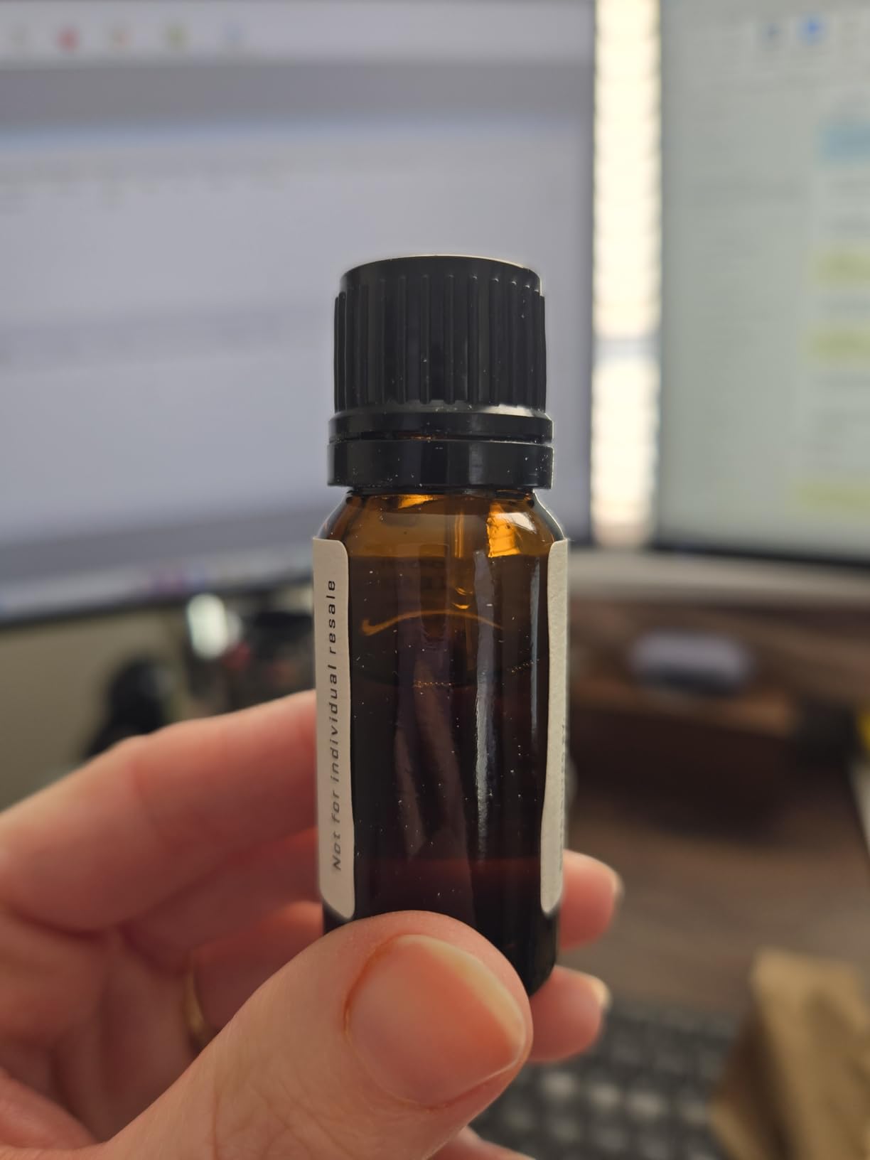 WOODFORD RESERVE® BITTERS DRAM SET – FIVE PACK (10ML EACH) customer photo 1