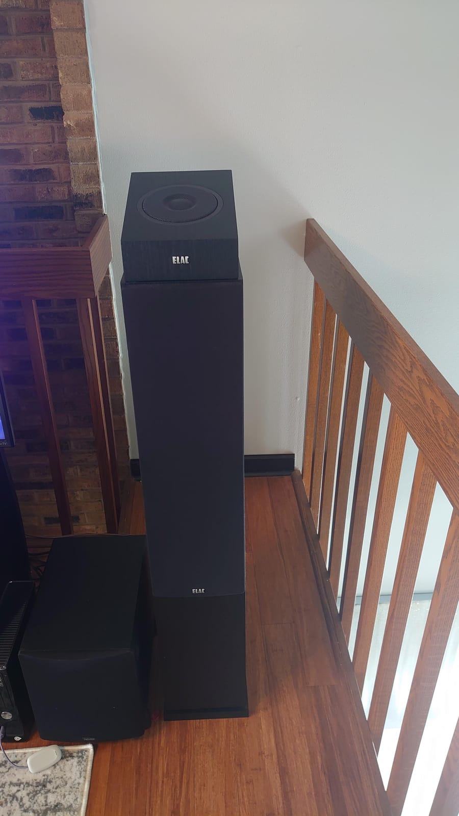 ELAC Debut 2.0 F5.2 Floorstanding Speaker, Black (Each) - 1” Cloth Dome Tweeter & Triple 5.25” Aramid Fiber Woofers - 3-Way Bass Reflex - Up to 35,000 Hz Response customer photo 1