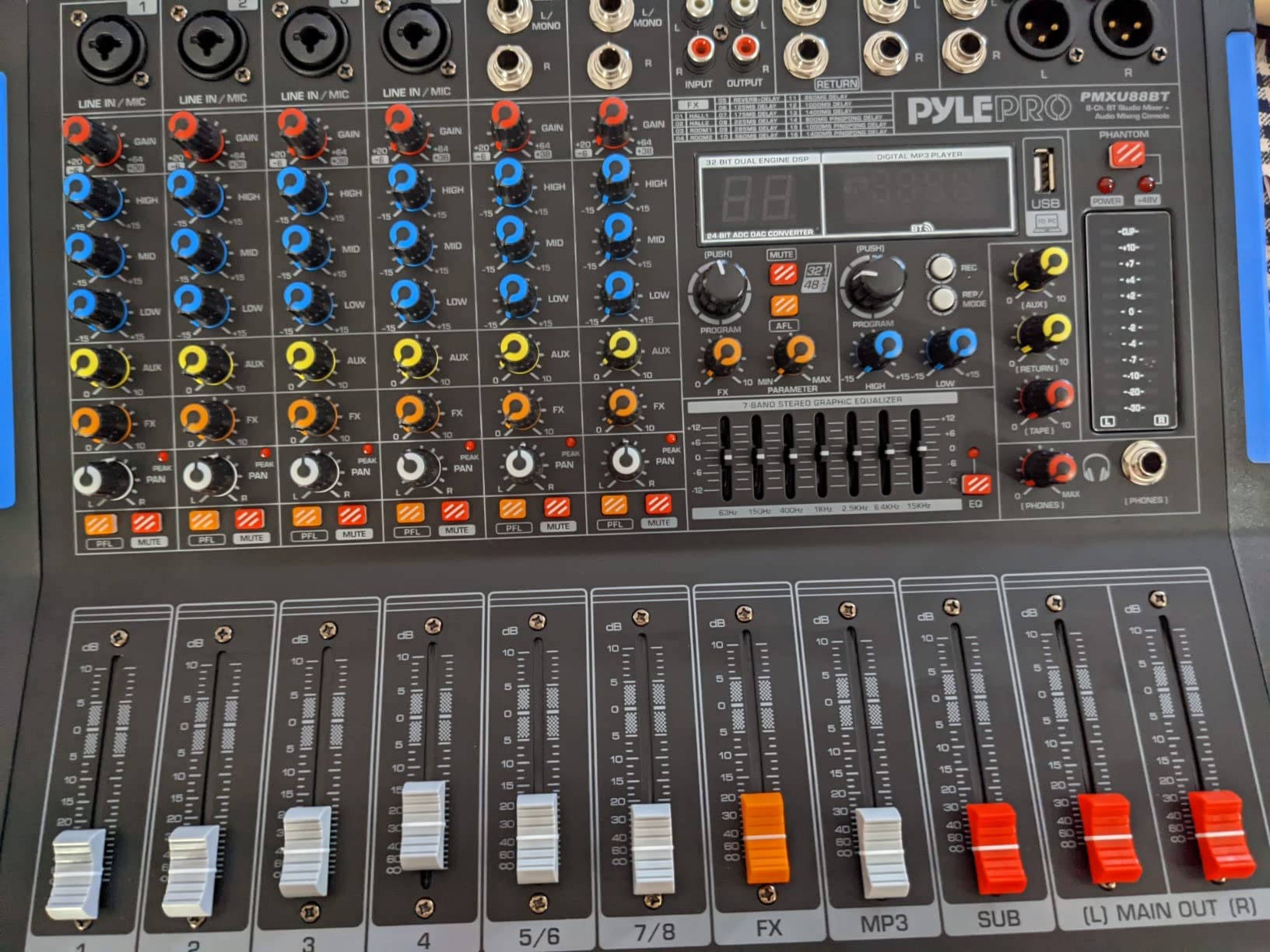 Pyle 8-Channel Console Style Audio Mixer with Bluetooth - DJ Sound Controller, 4 XLR / Combo Inputs, Sub Out, +48V Phantom, USB-A In, 16 DSP Effects, MP3 Player, 7-Band EQ - PMXU88BT customer photo 1