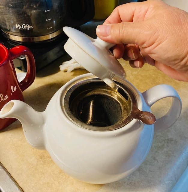 SAKI Large Porcelain Teapot, 48 Ounce Tea Pot with Infuser, Loose Leaf and Blooming Tea Pot - White customer photo 1