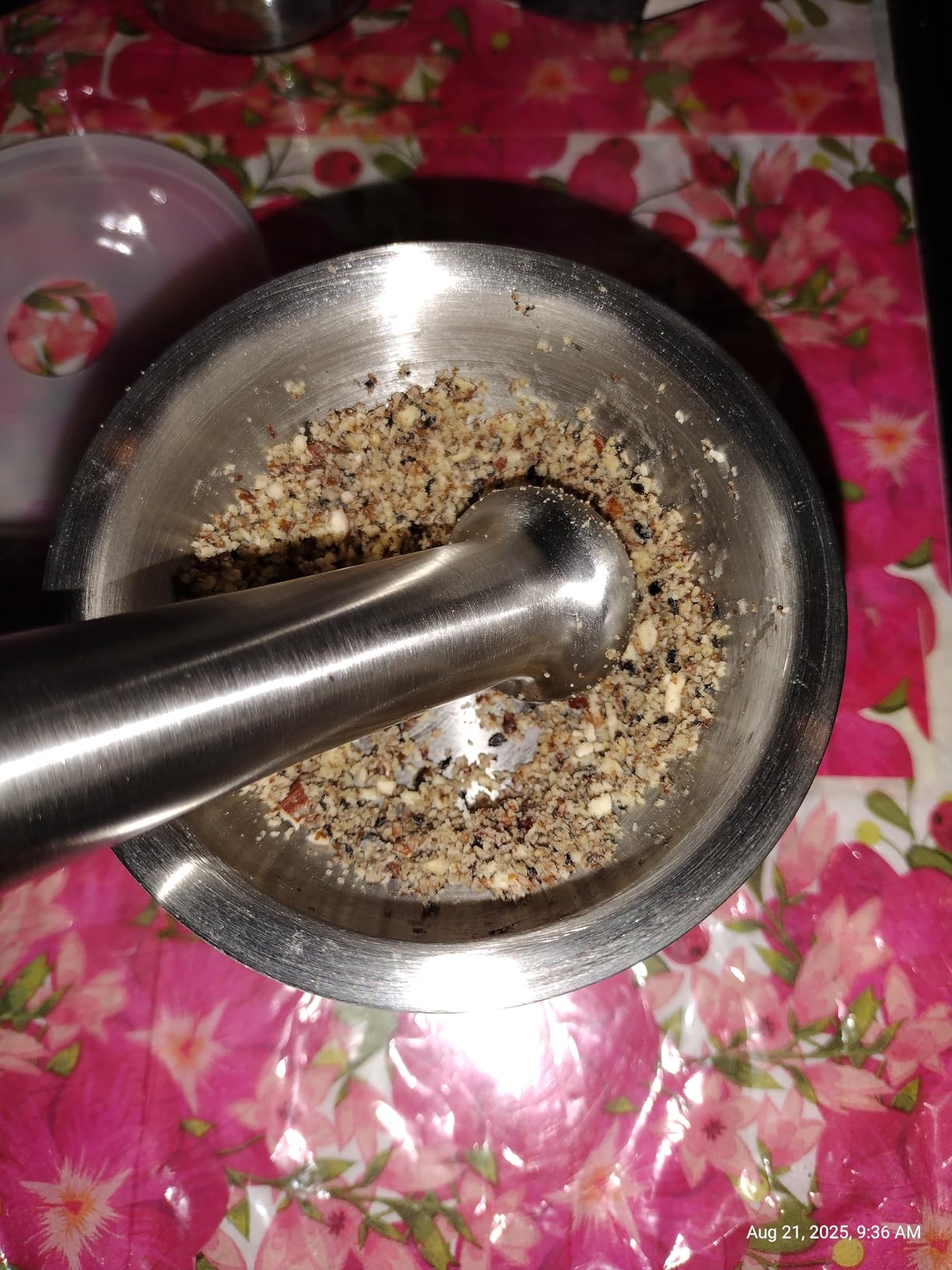 Tera 18/8 Stainless Steel Mortar and Pestle with Brush,Pill Crusher,Spice Grinder,Herb Bowl,Pesto Powder customer photo 2