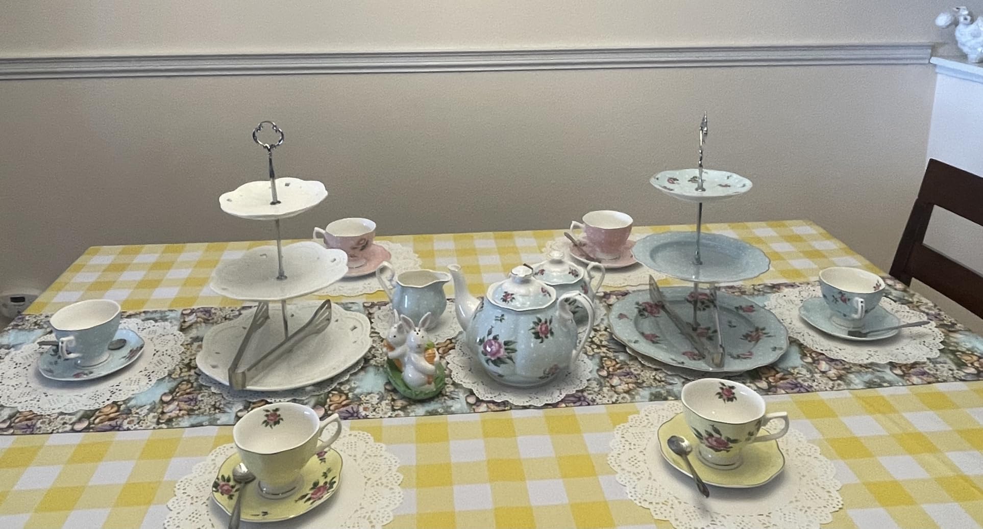 BTaT- Floral Tea Sets for Adults, 13 pcs, Service for 4, Pot (38 oz) & Cups (8 oz) with Saucers, Pastel Pink Floral Design with Gift Box, Porcelain Tea Set for Adult, Dishwasher Safe customer photo 1