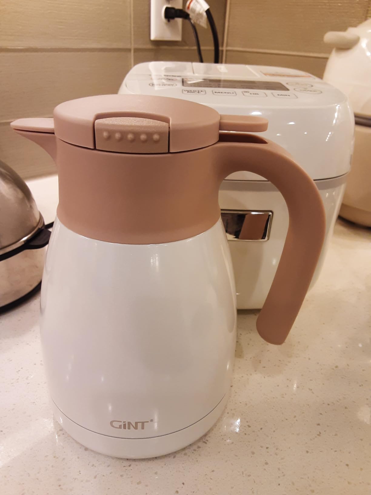 GiNT 51Oz Stainless Steel Thermal Coffee Carafe with Lid/Double Walled Vacuum Thermal Carafe / 12 Hour Heat Retention (Silver, 1.5L) customer photo 1