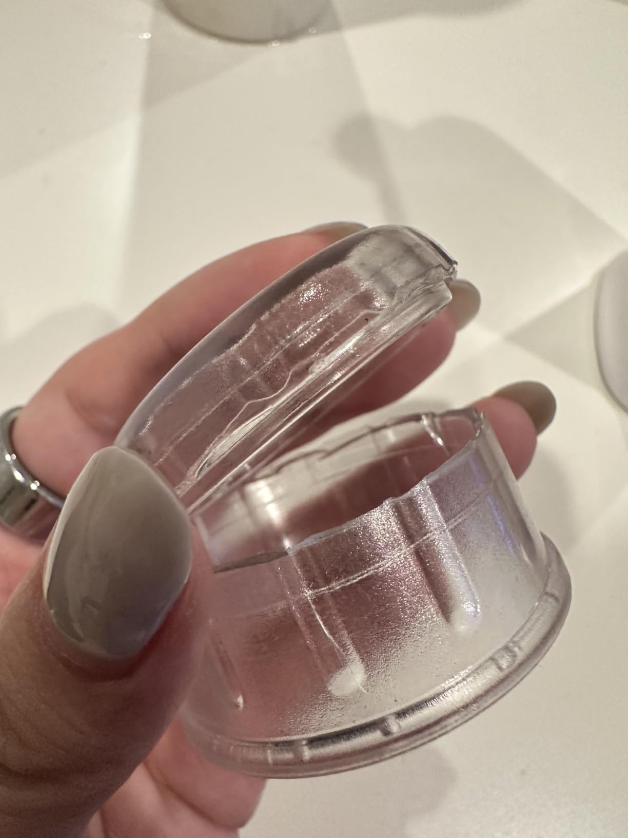 Plastic Cocktail Shaker, Hand Drink Mixer Boba Tea Shaker Cup with Scales,Bar Tool Transparent (24 oz / 700cc) customer photo 2