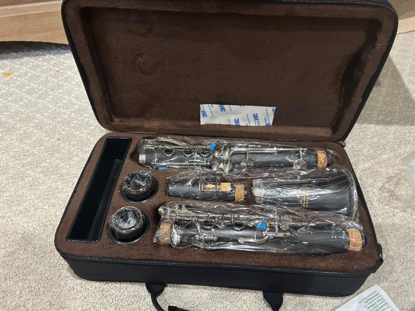 EASTROCK Bb Clarinet 17 Keys ABS Material Wide Range of Tones Particularly Beginner & Students-friendly with Using Tools and 2 Replaceable Barrels customer photo 1