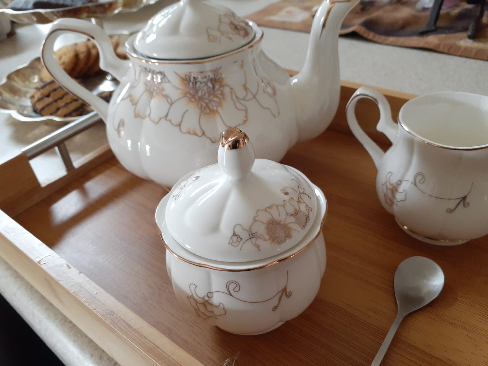 CHENP.HMC Tea Set 22-Piece Porcelain Ceramic Coffee(Chrysanthemum) customer photo 1
