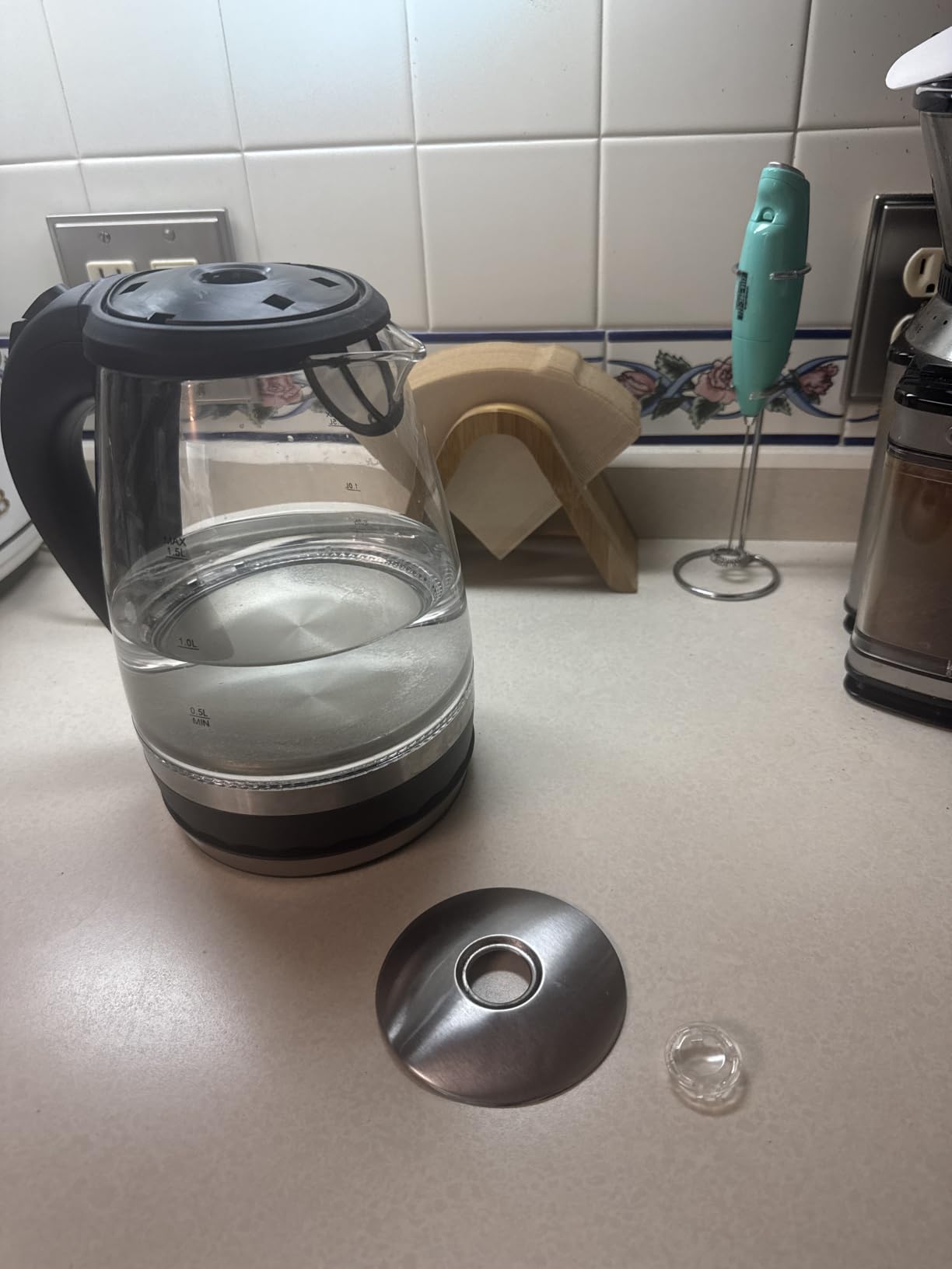 Mueller Living 1.8L Electric Kettle, Tea Kettle for Boiling Water customer photo 1
