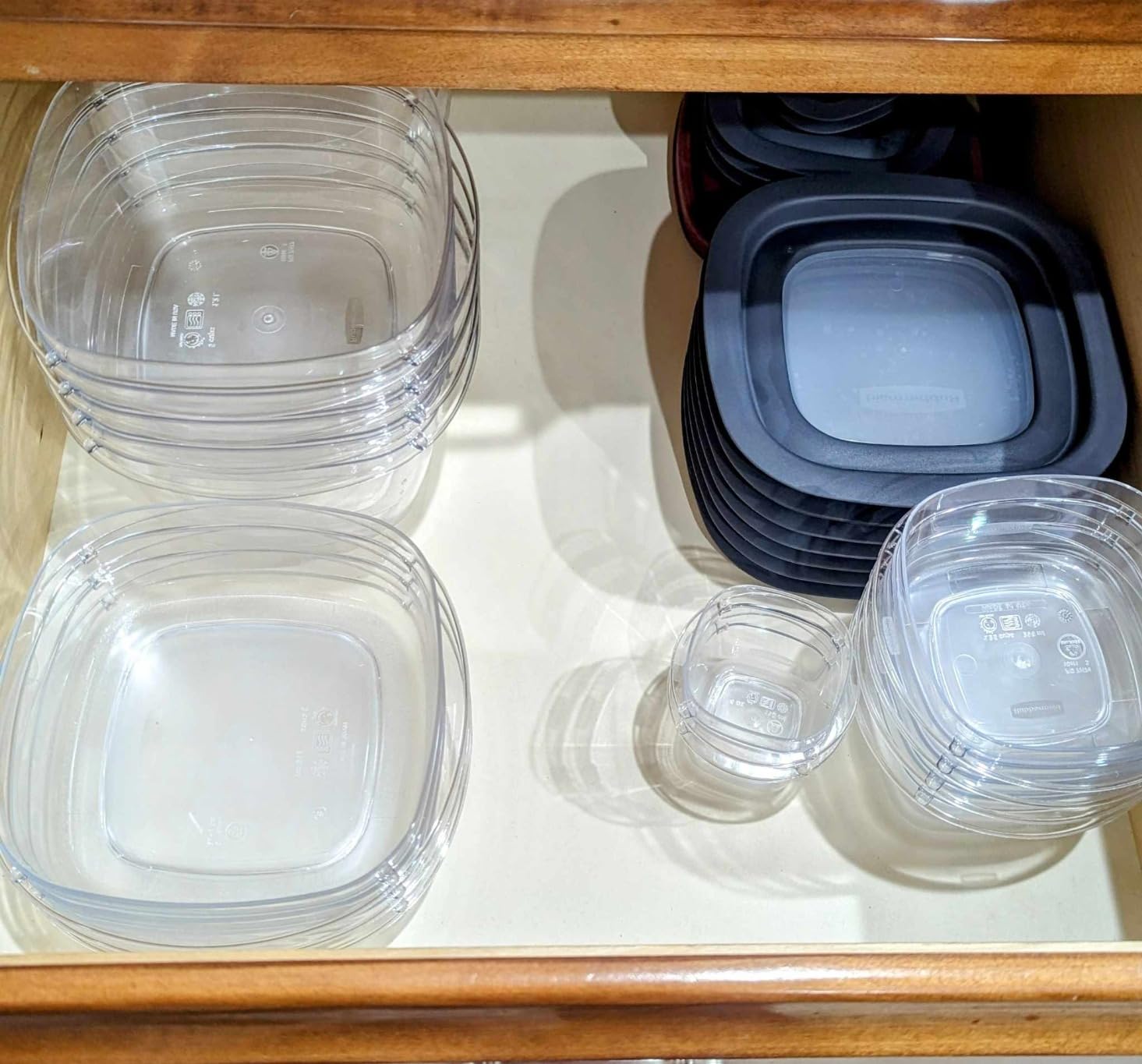 Rubbermaid Premier Food Storage Container, 10 Piece Set, Grey, BPA-Free, Microwave & Dishwasher Safe customer photo 2