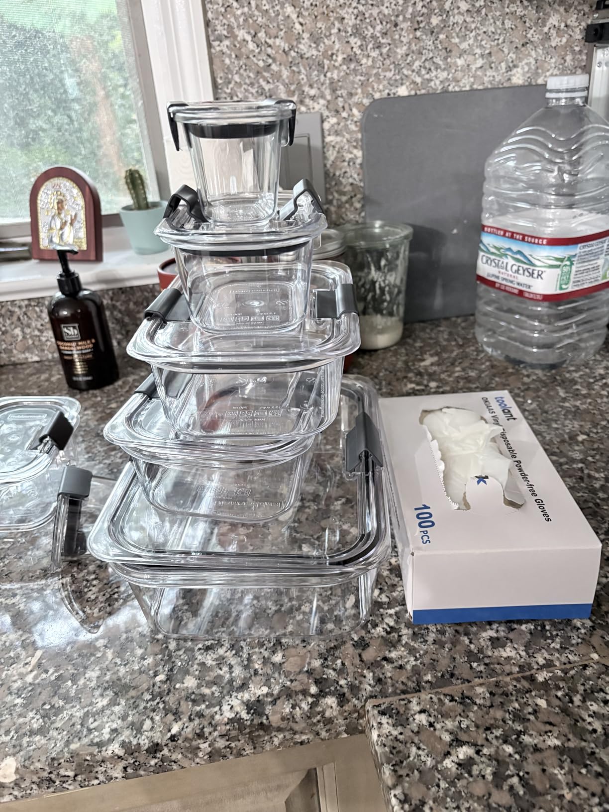 Rubbermaid Brilliance Food Storage Containers, 14 Piece Plastic Containers with Lids, BPA-Free, Leak Proof, Clear customer photo 2