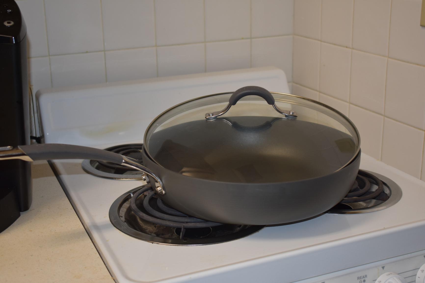 Circulon Radiance Nonstick Pots and Pans Set, 10-Piece, Gray customer photo 1