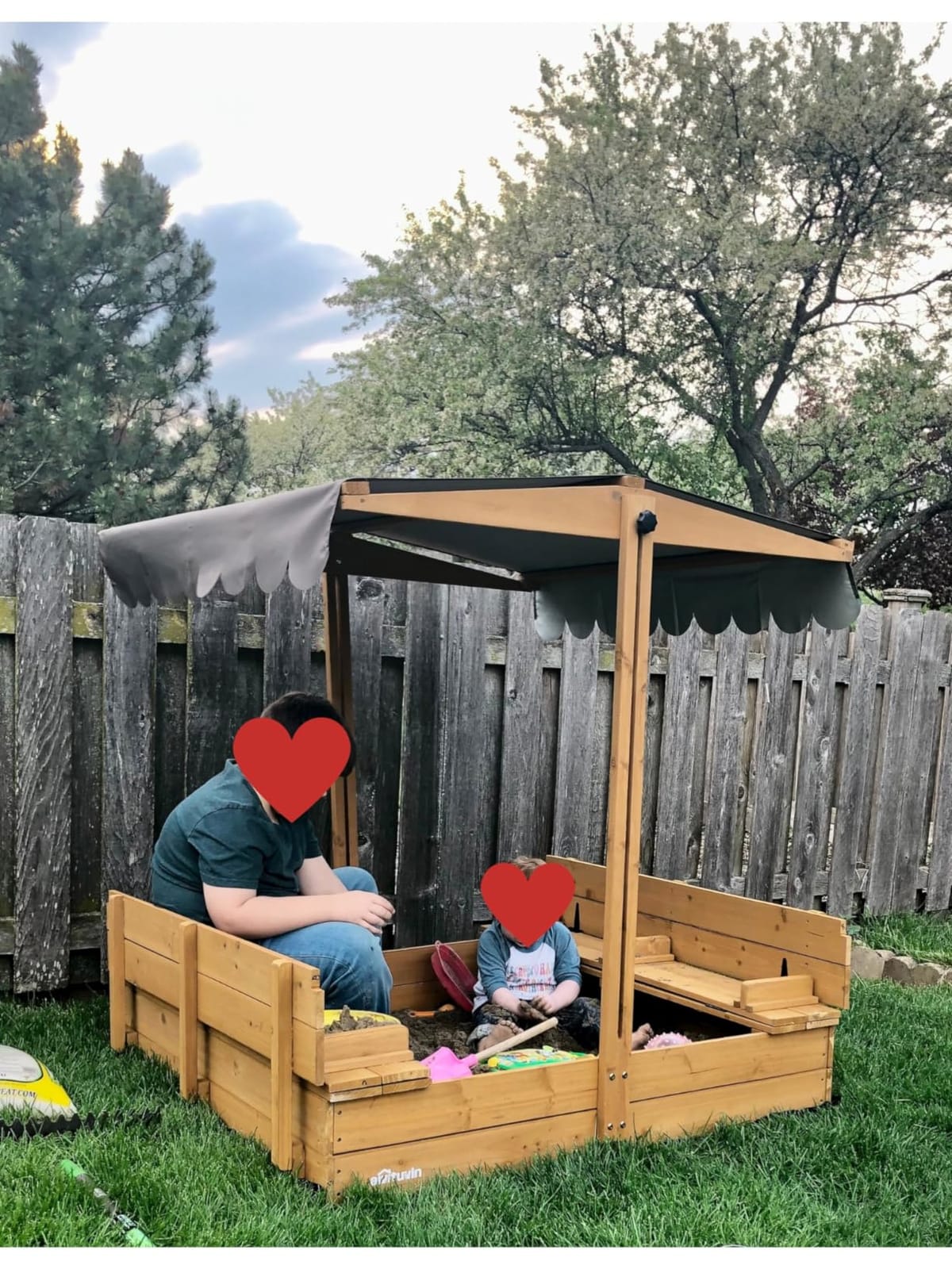 Aivituvin Kids Sand Boxes with Canopy Sandboxes with Covers Foldable Bench Seats, Children Outdoor Wooden Playset - Upgrade Retractable Roof (47x47Inch) customer photo 2