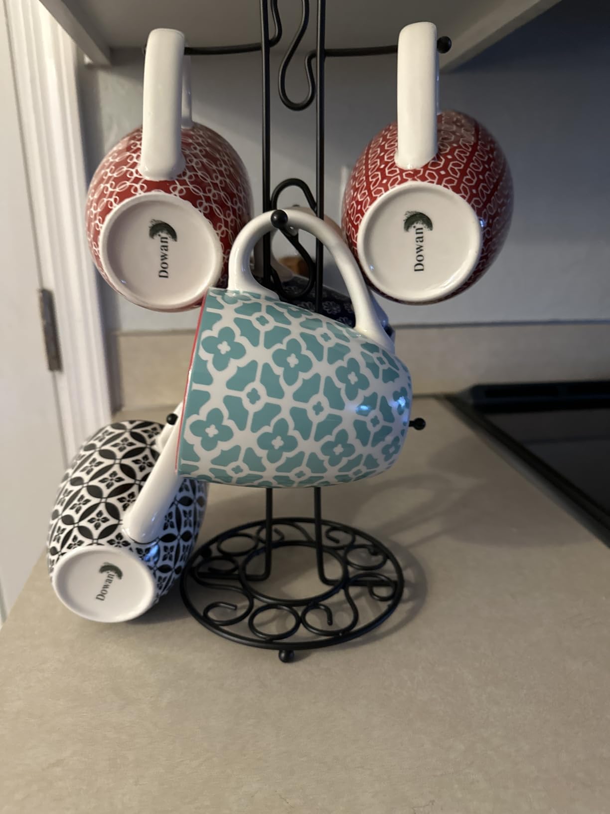 Blue Donuts Farmhouse Coffee Mug Rack, Coffee Mug Tree for 6 Mugs, Coffee Cup Holders for Counter, Black Coffee Cup Holder Countertop Organizer for Kitchen, Vintage Mug Rack customer photo 2