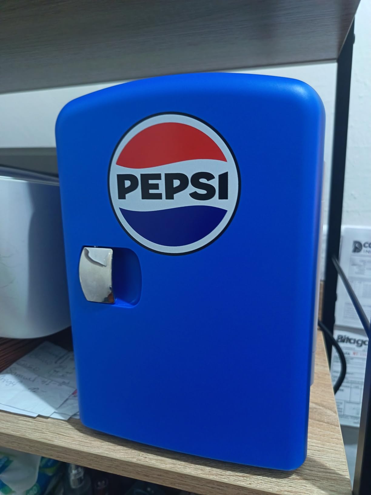 CURTIS Pepsi 6-can Mini Fridge, BLUE, 4 liters customer photo 2