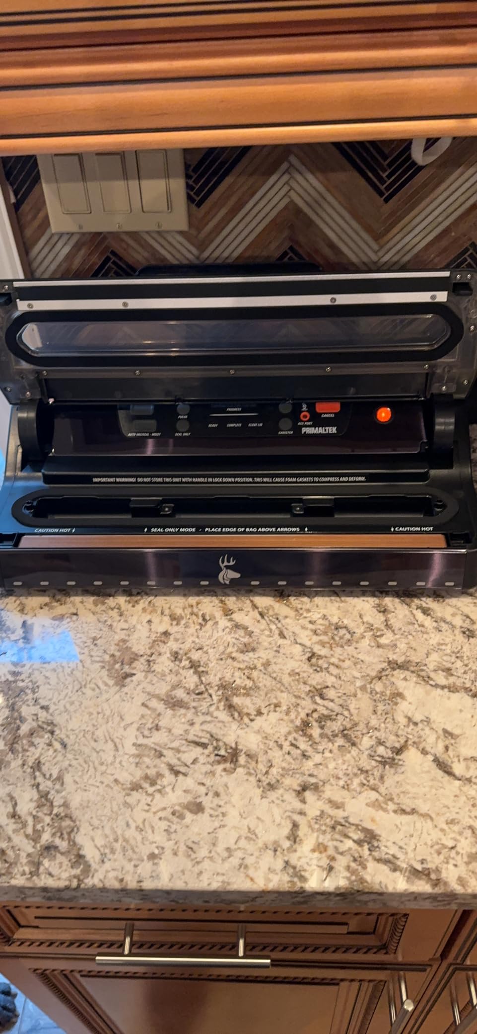 15” Commercial Grade Vacuum Sealer – User Friendly for Food Preservation, 28inHg (95KPa) Vacuum Pressure – Double Seal Bar, Auto Cooling System, Smart Heat Technology, Built-In Bag Storage customer photo 1