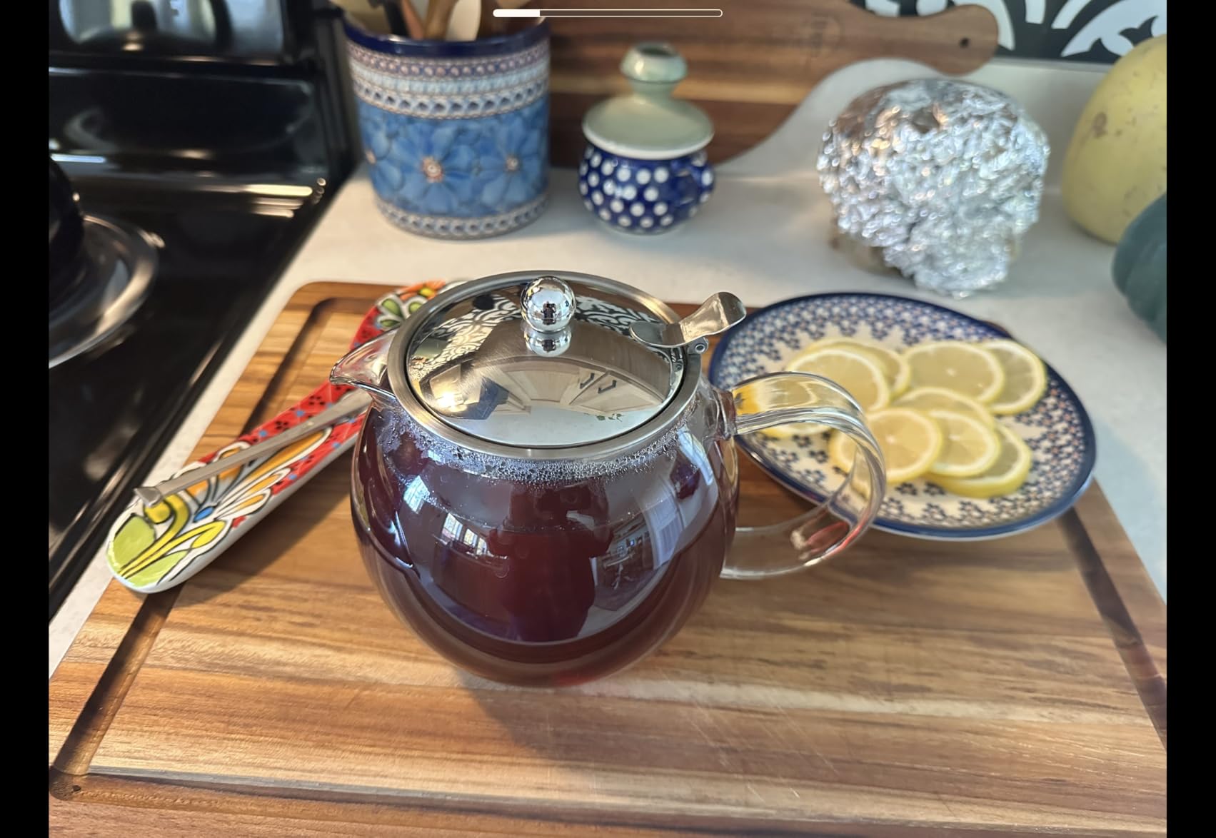 Teabloom All-in-One Glass Teapot and Tea Kettle – Heatproof Borosilicate Glass Tea Maker with Removable Stainless Steel Loose Tea Infuser – Classica Stovetop Tea Pot (40 oz / 1200 ml) customer photo 1