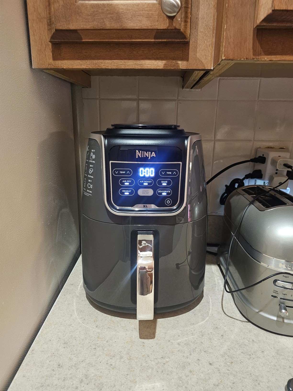 Ninja Air Fryer XL, 5.5 Qt, 5-in-1, Grey, AF150AMZ customer photo 1