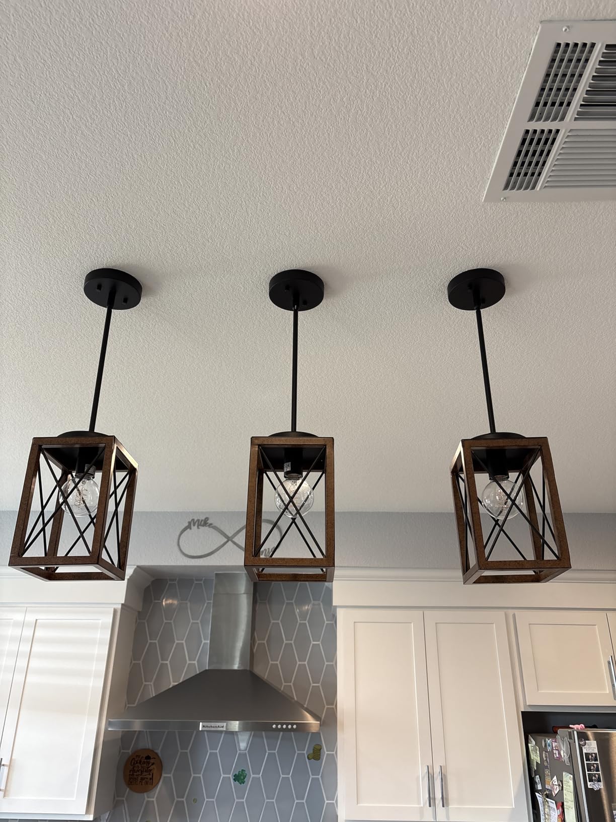 DEWENWILS Farmhouse Pendant Light 2-Pack Kitchen Island Wood Grain Bronze customer photo 2