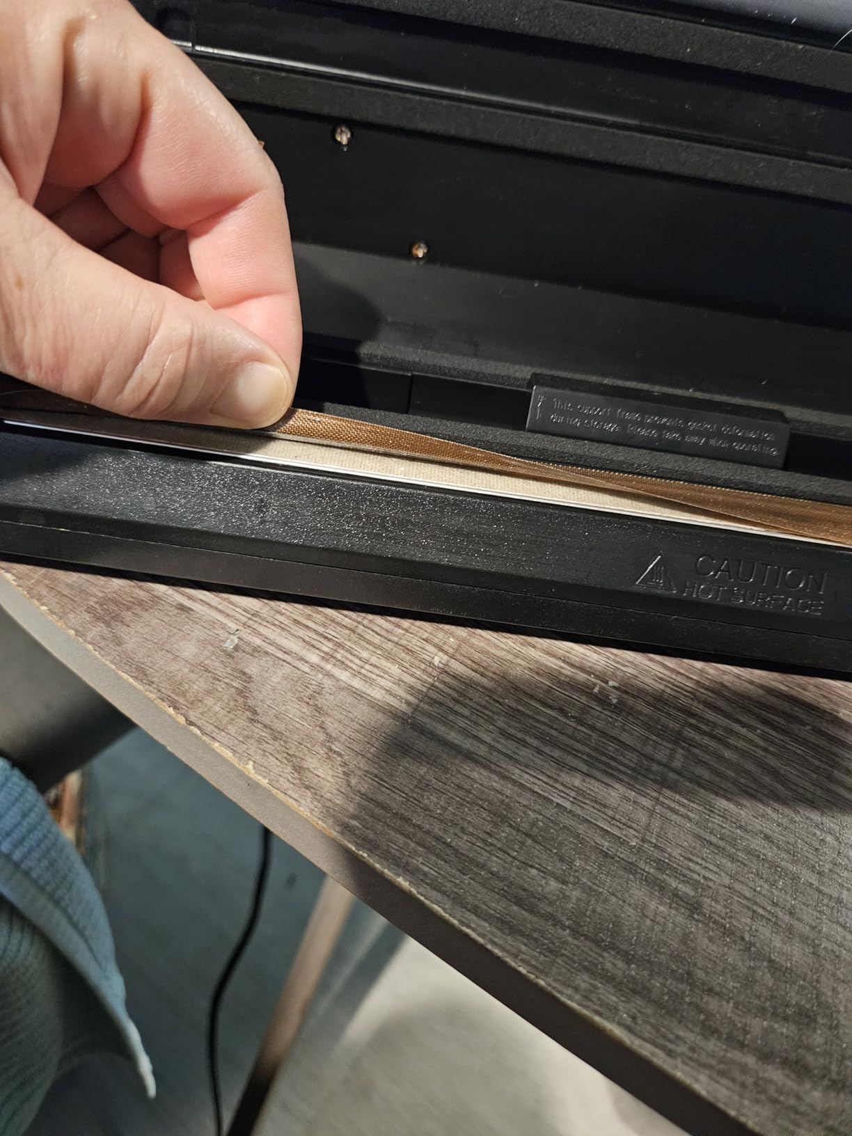 Updated Vacuum Sealer Machine 2025, MEGAWISE Food Sealer w/Starter Kit, Dry & Moist Food Modes, Compact Design with 10 Vacuum Bags & Built-in Cutter (Grey) customer photo 2