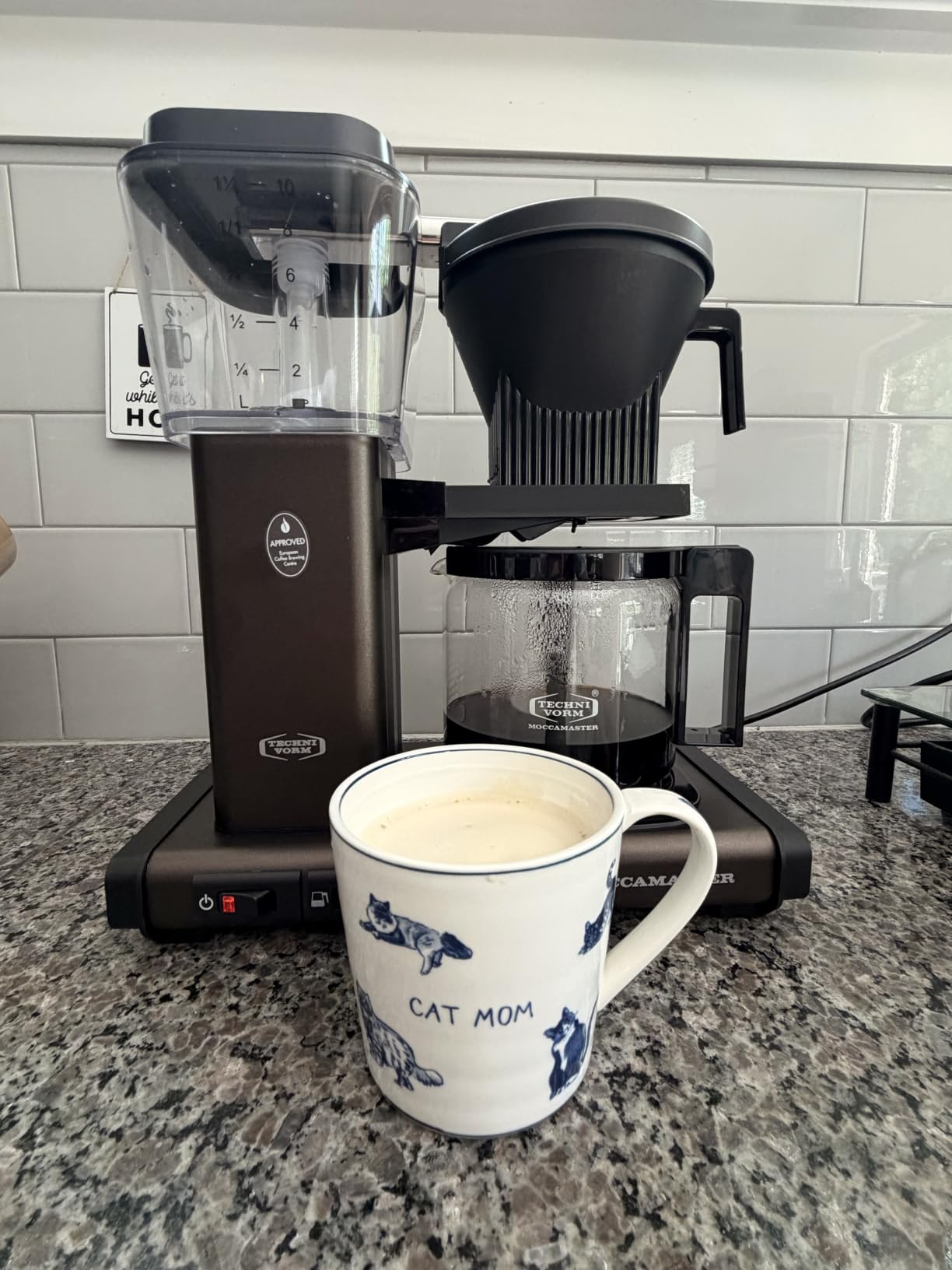 Moccamaster 53933 KBGV Select 10-Cup Coffee Maker, Off-White, 40 ounce, 1.25l customer photo 1