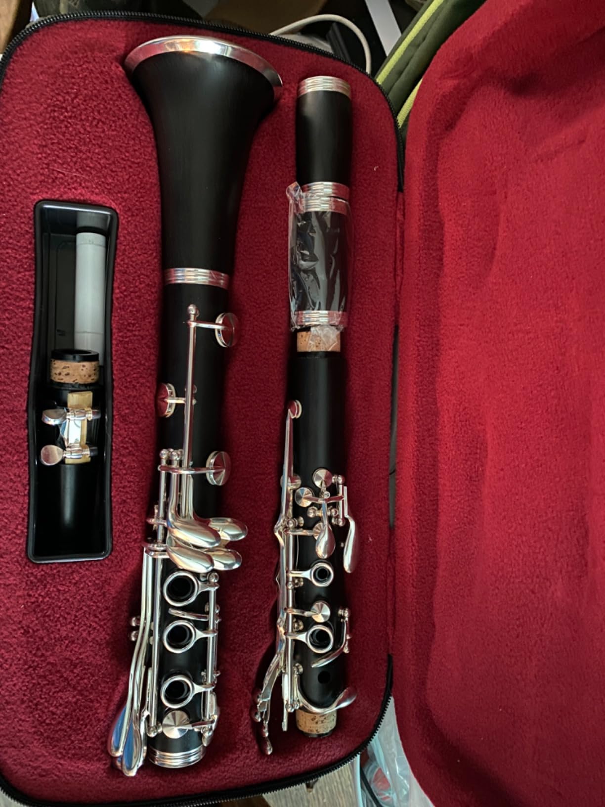 Bb Clarinet Kit for Beginners Students, 17-Key French System with 2 Barrels customer photo 2