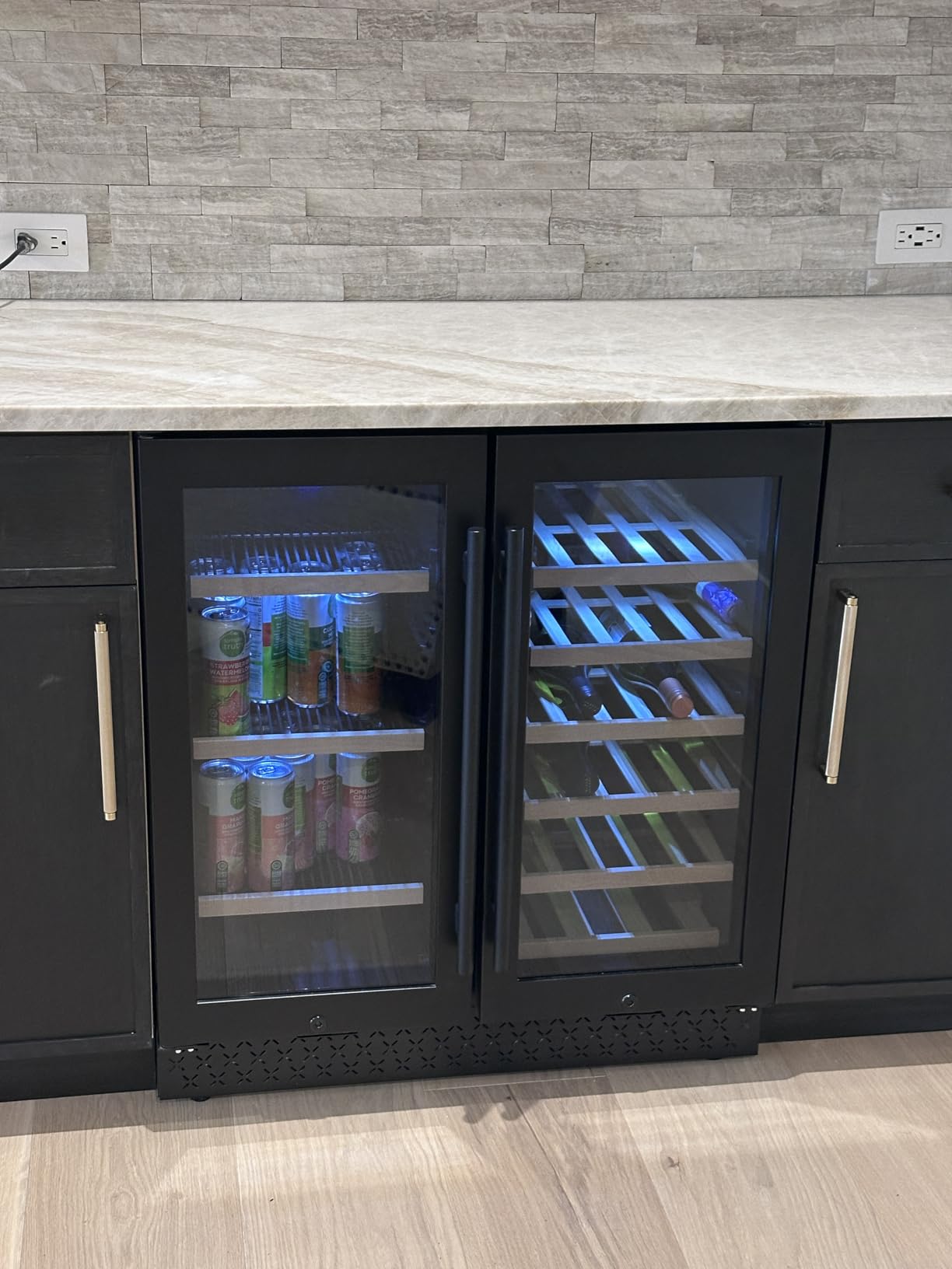 Tylza 15 Inch Wine Cooler Under Counter, 30 Bottles Built-in Wine Fridge with Stainless Steel Tempered Glass Door, Temp Memory Function, Freestanding Fast Cooling Wine refrigerator, Quiet Operation customer photo 1