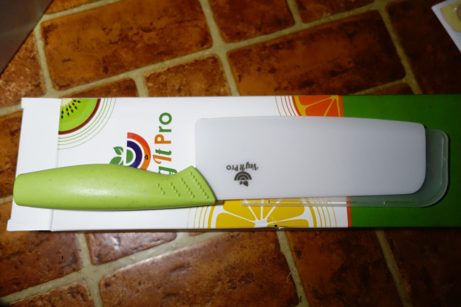 Ceramic Chef Knife, 8 Inch Rust-Proof Blade for Chopping Fruit customer photo 1