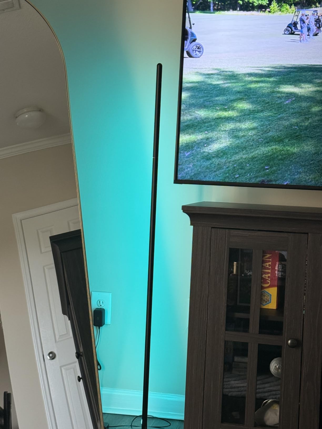 Govee RGBIC Floor Lamp Basic, 1000lm LED Corner Lamp, Black customer photo 2