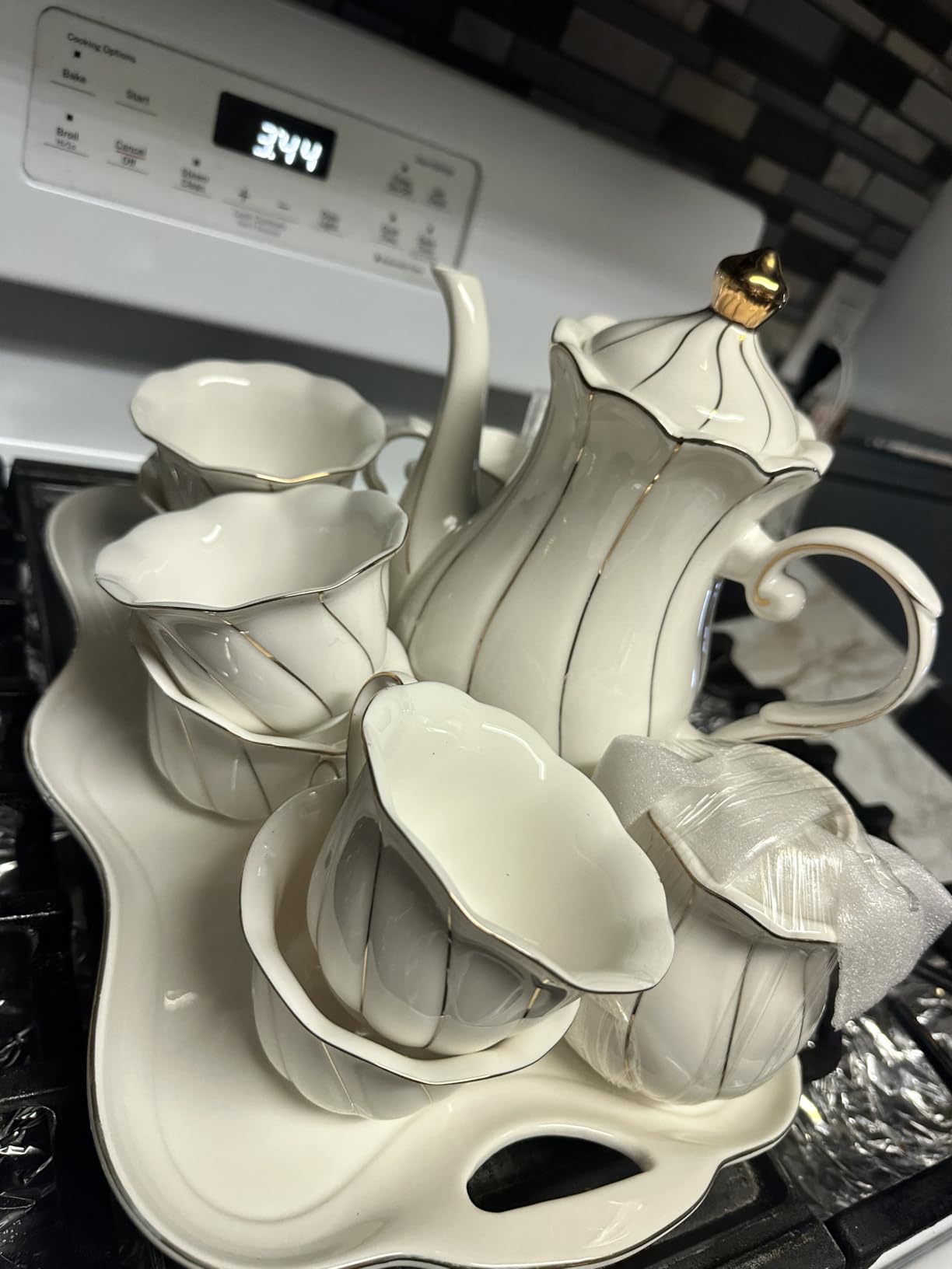 DUJUST 14 pcs Tea Set for 6 with Tea Tray & Spoons, Luxury British Style Coffee Cup Set with Golden Trim, Beautiful Porcelain Set for Living Room Decor, Tea Party Set, Gift Package - White customer photo 1