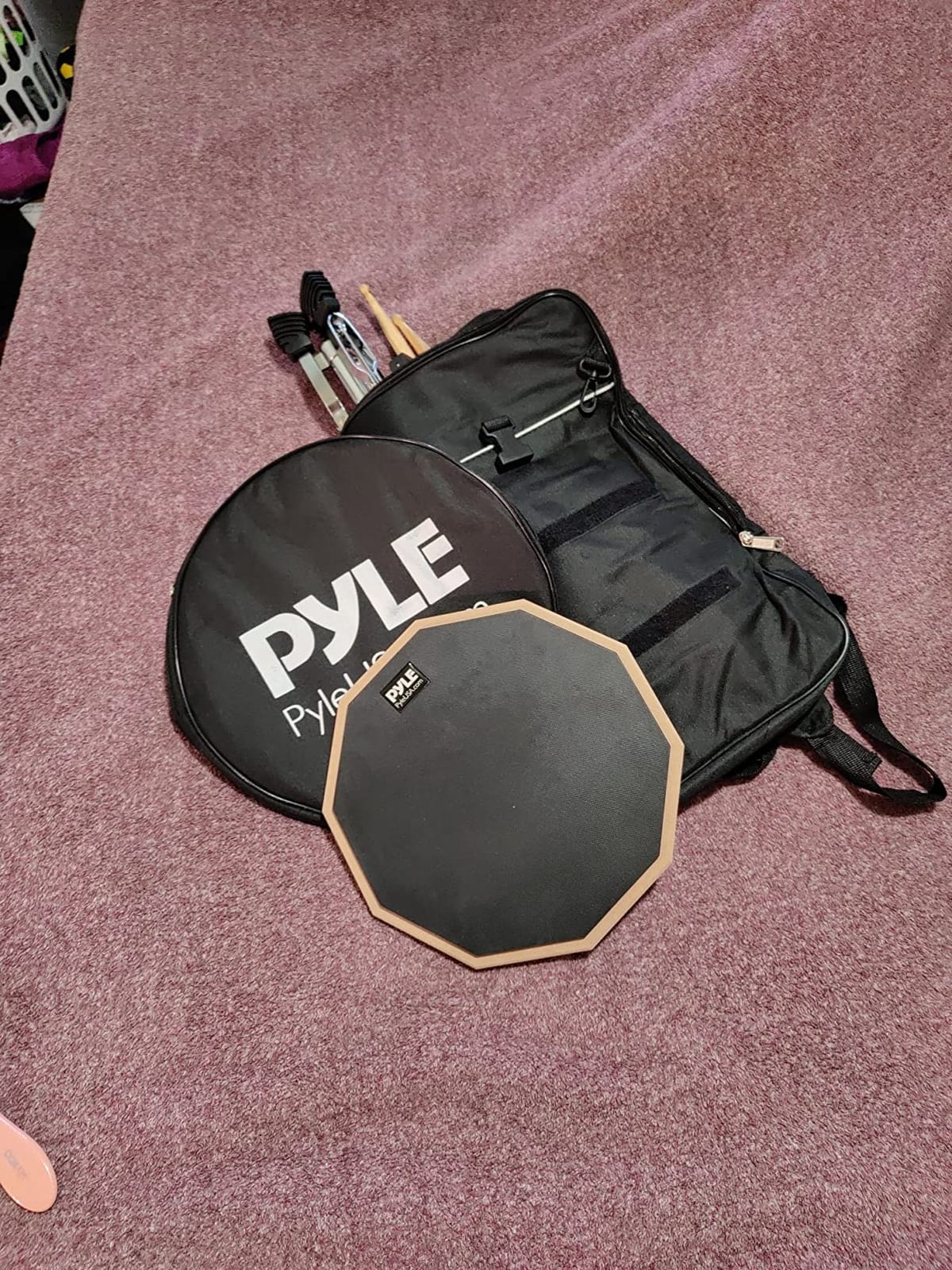 Pyle 12” Practice Pad Set with Snare Stand-Double Sided Rubber Silent Dumb Drumpad with Drumming Accessories, Adjustable Rack Mount, Pair of 5A Drumsticks, Travel Bag, Black (PSDPKIT10.5) customer photo 2