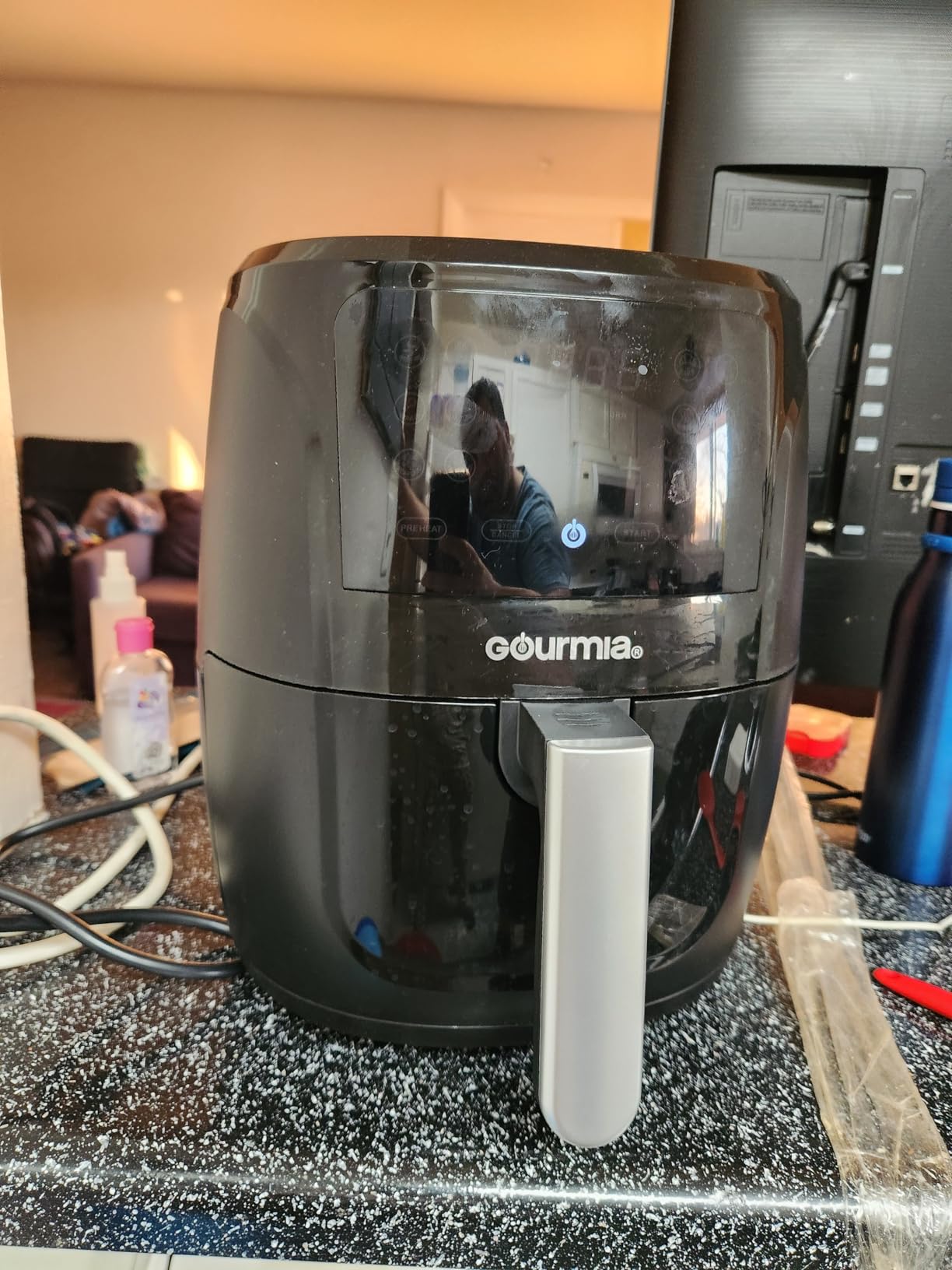 Gourmia Air Fryer - 6 Qt Basket Capacity, 12 Cooking Presets, Black customer photo 1