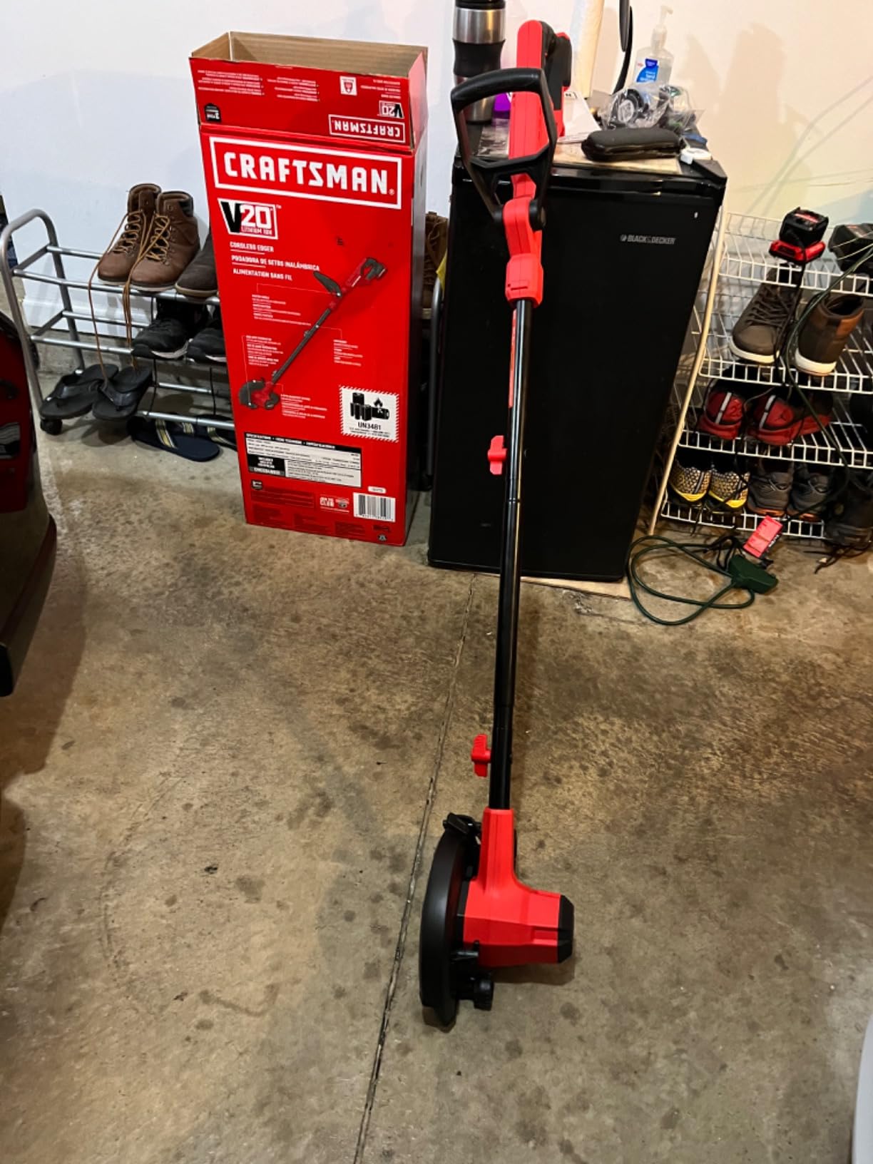 CRAFTSMAN Cordless Edger Lawn Tool, 20V MAX Battery, Charger and Blade Included, Lightweight Lawn Edger, 7.5 in Cutting Width, 1000 Ft of Edging per Charge (CMCED400D1) customer photo 1