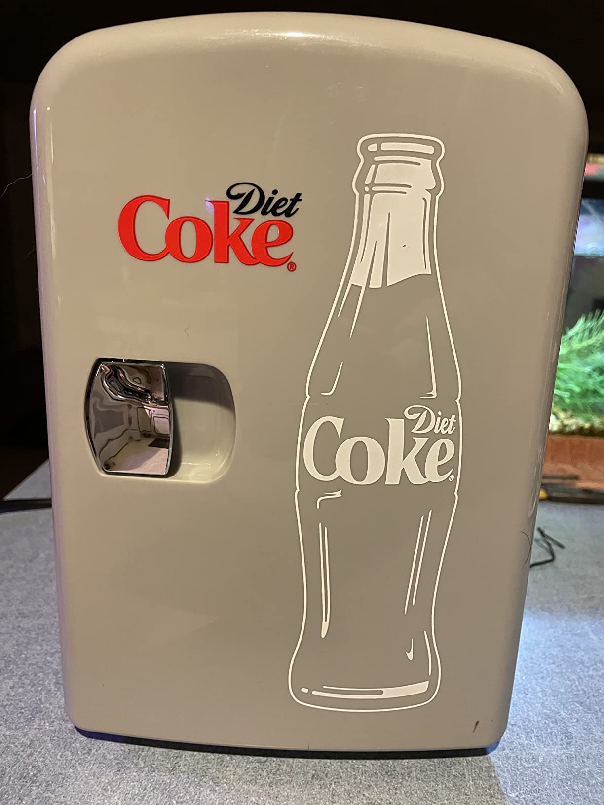 Coca-Cola Diet Coke 4L Portable Cooler/Warmer, Compact Personal Travel Fridge for Snacks Lunch Drinks Cosmetics, Includes 12V and AC Cords, Cute Desk Accessory for Home Office Dorm Travel, Grey customer photo 2