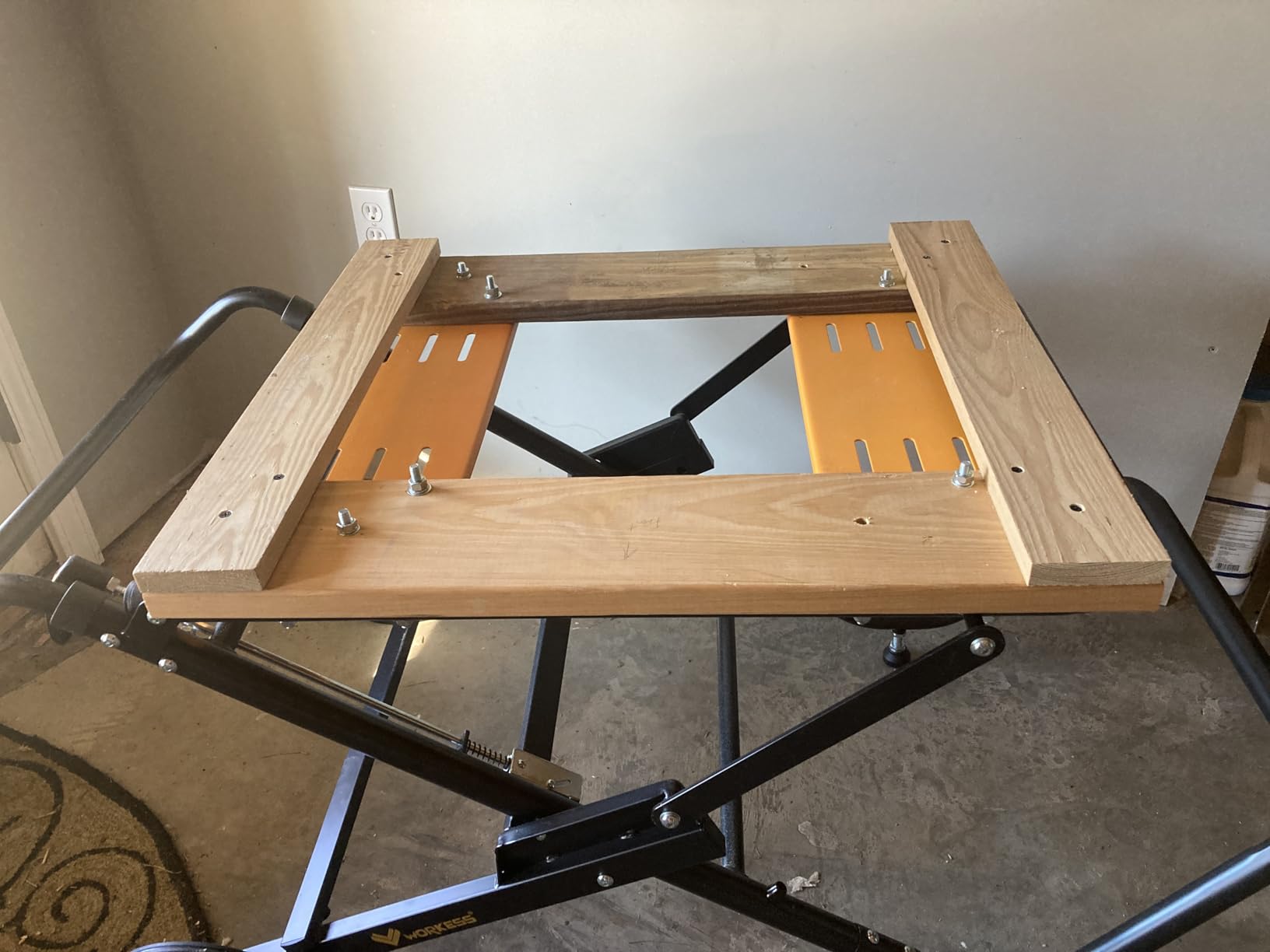 WORKESS Portable Table Saw Stand, 330 Lbs Load Capacity Rolling Foldable Table Saw Table with 8 Inch Wheels, Heavy Duty Construction for Easy Storage, Universal for Most Brands of Table Saws customer photo 1