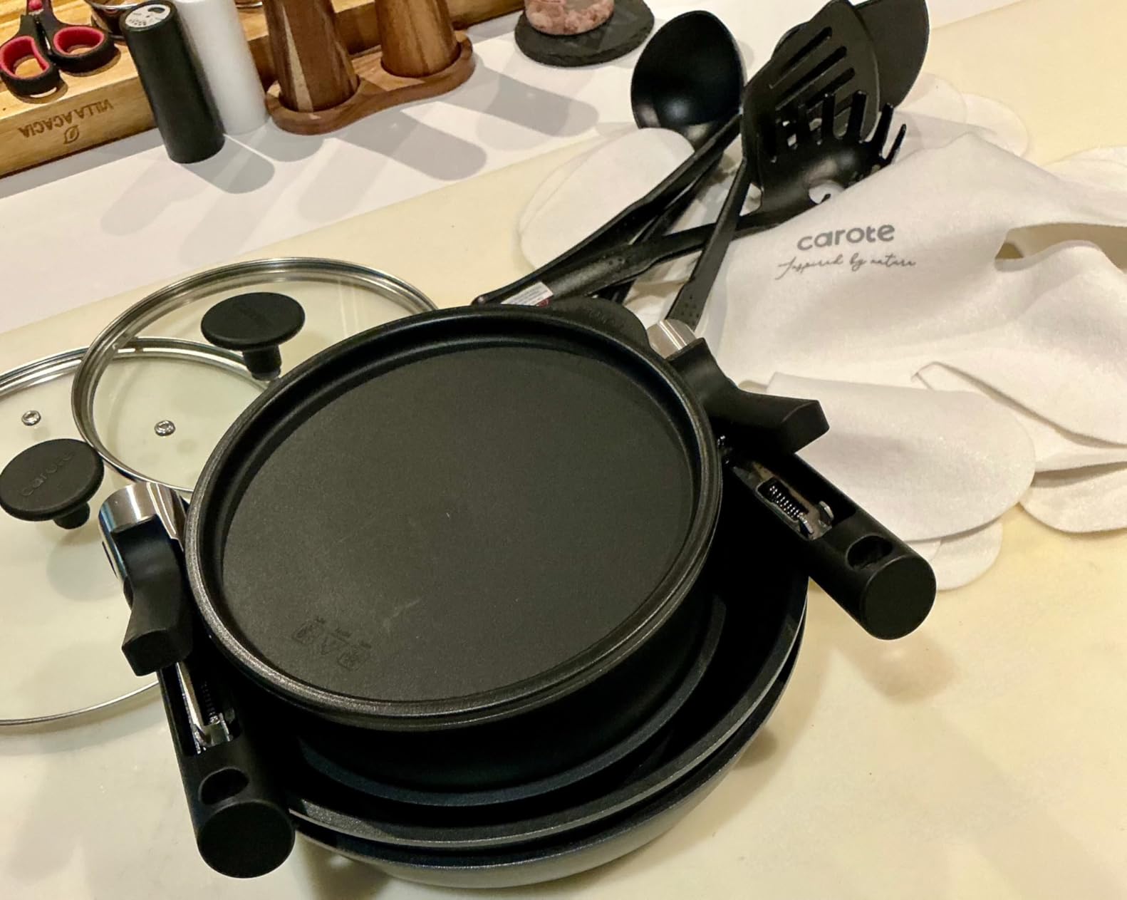 CAROTE 19pcs Pots and Pans Set Non Stick, Detachable Handle Cookware customer photo 2