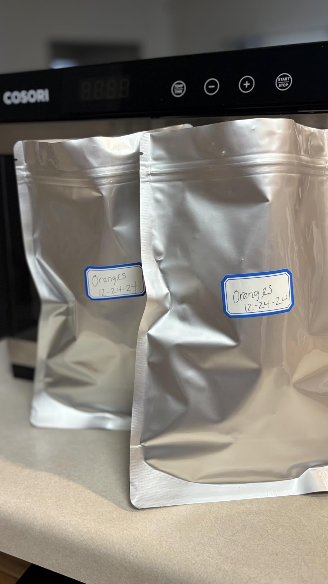 10pcs 5 Gallon Mylar Bags for Food Storage - 10 Mil Thick - Extra large bags 5 Gallon with Oxygen Absorbers 2500cc - Zipper Resealable Milar Bags - Bolsas Mylar 5 Galones customer photo 2