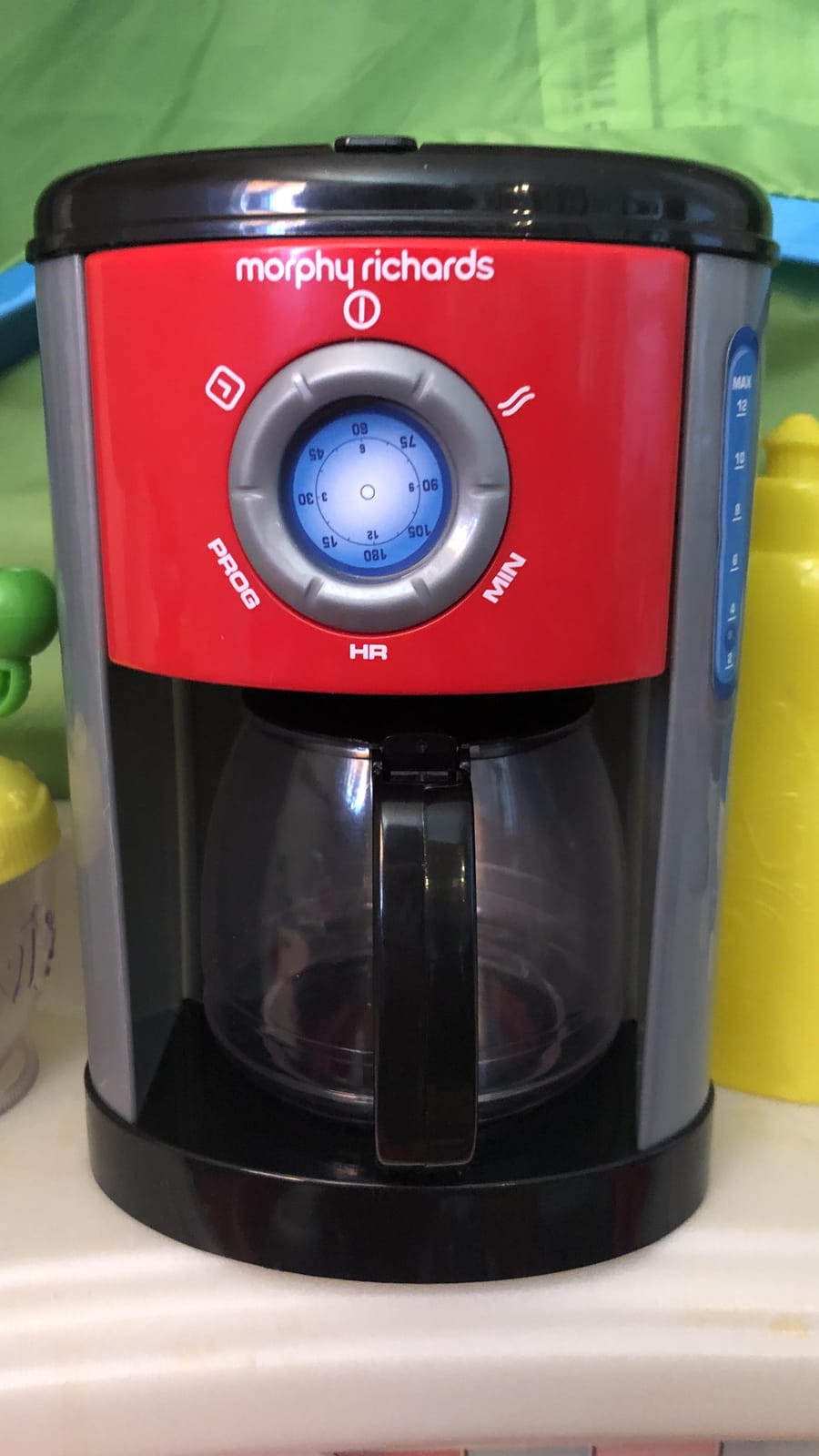 Casdon Morphy Richards Coffee Maker | Fillable Toy Coffee Maker for Children Aged 3+ | Includes Water Level Indicator & Dripping Water! customer photo 1