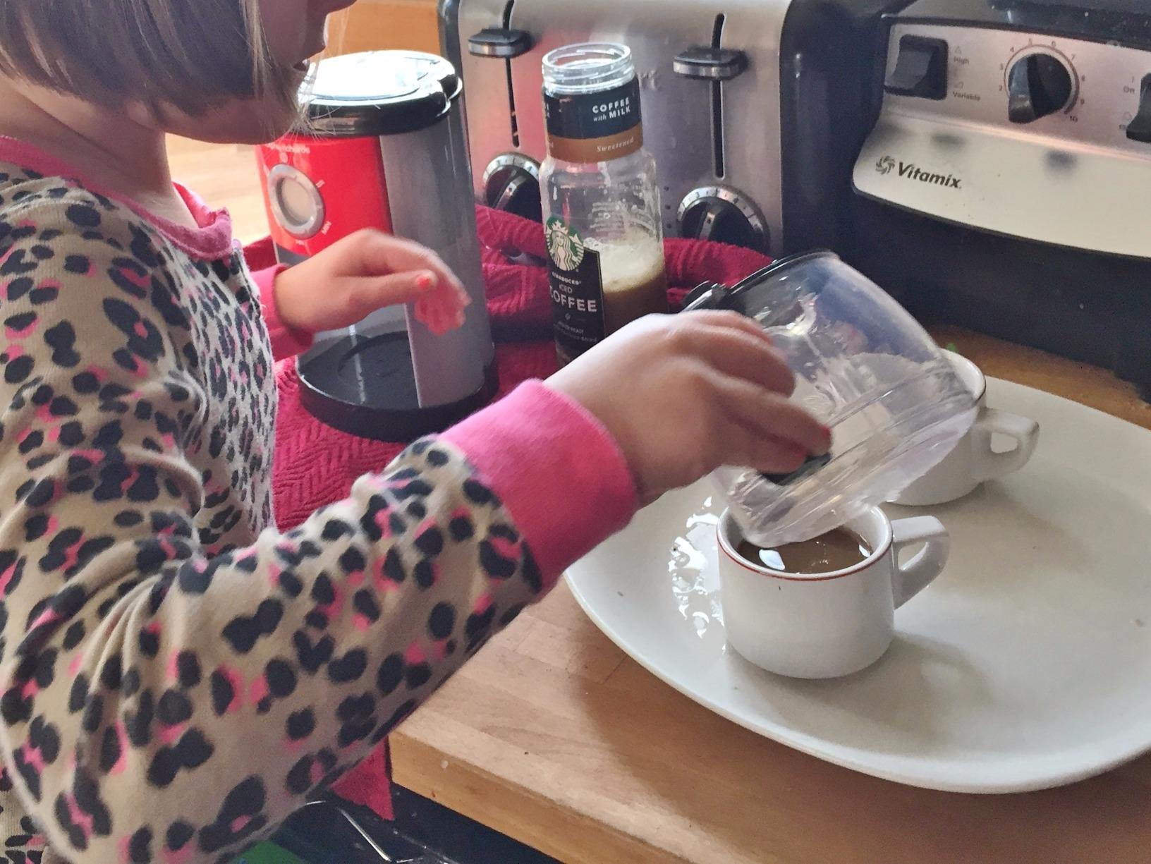 Casdon Morphy Richards Toys - Complete Kitchen Set - Toy Appliance Playset for Kids with Toaster, Coffee Maker, Kettle, Play Food & More - for Children Aged 3+ customer photo 1